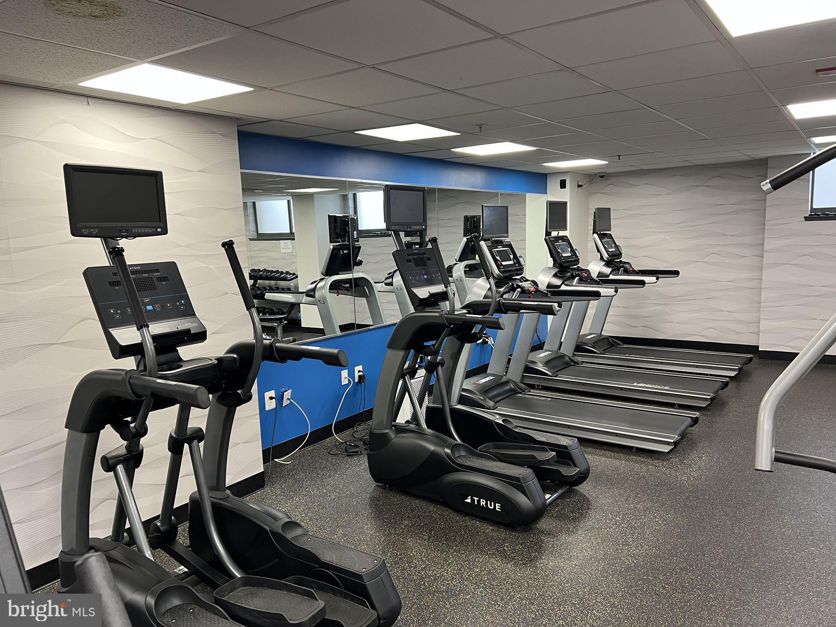 CRESCENT PLAZA - Residential