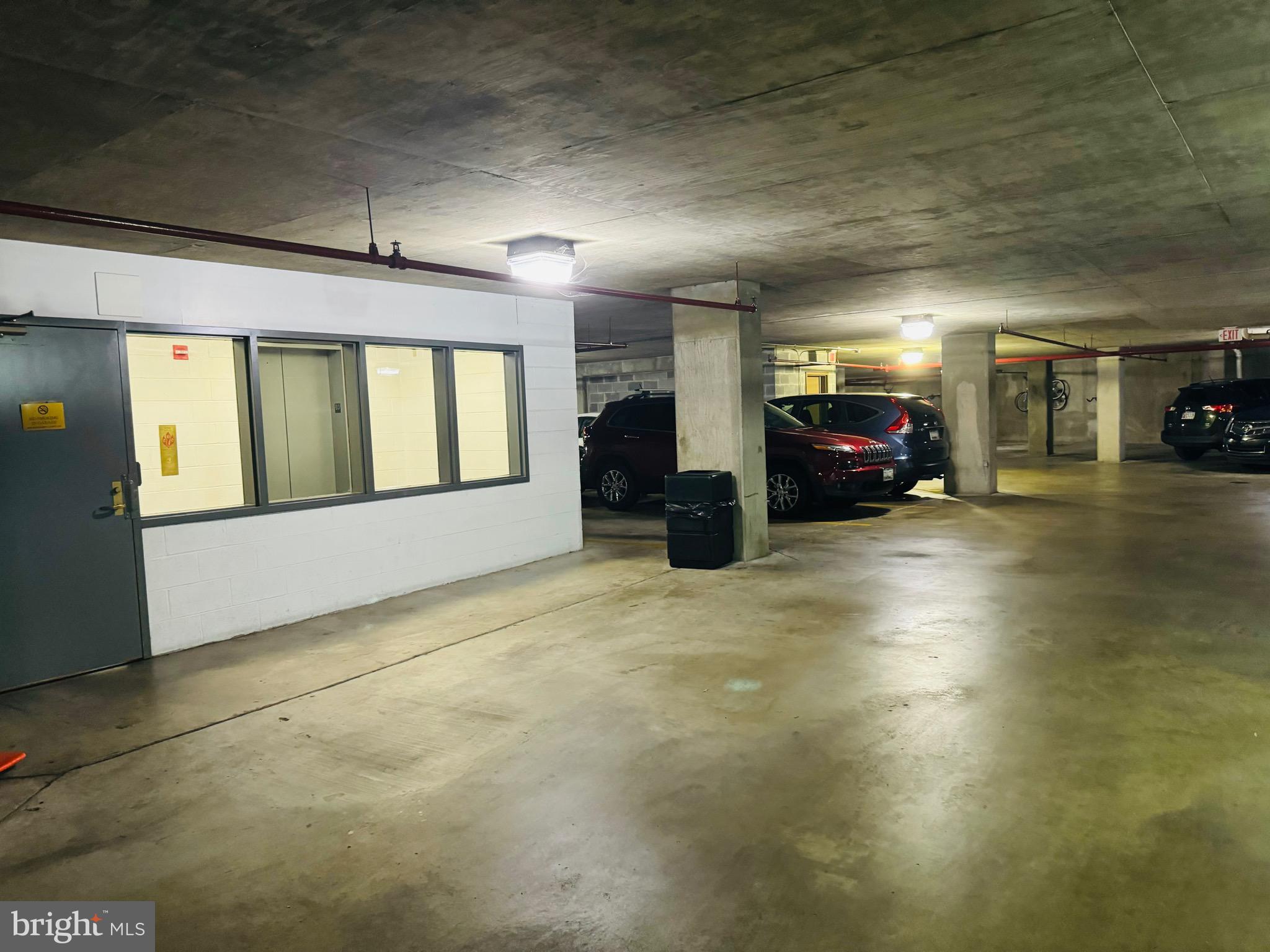 CRESCENT PLAZA - Residential