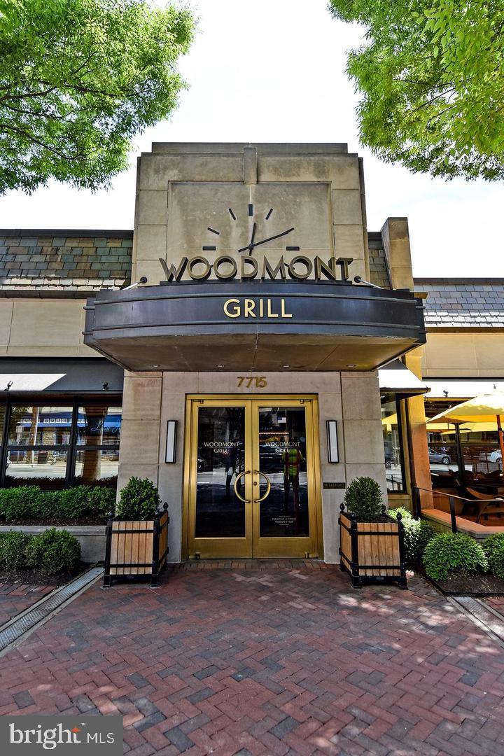 CRESCENT PLAZA - Residential