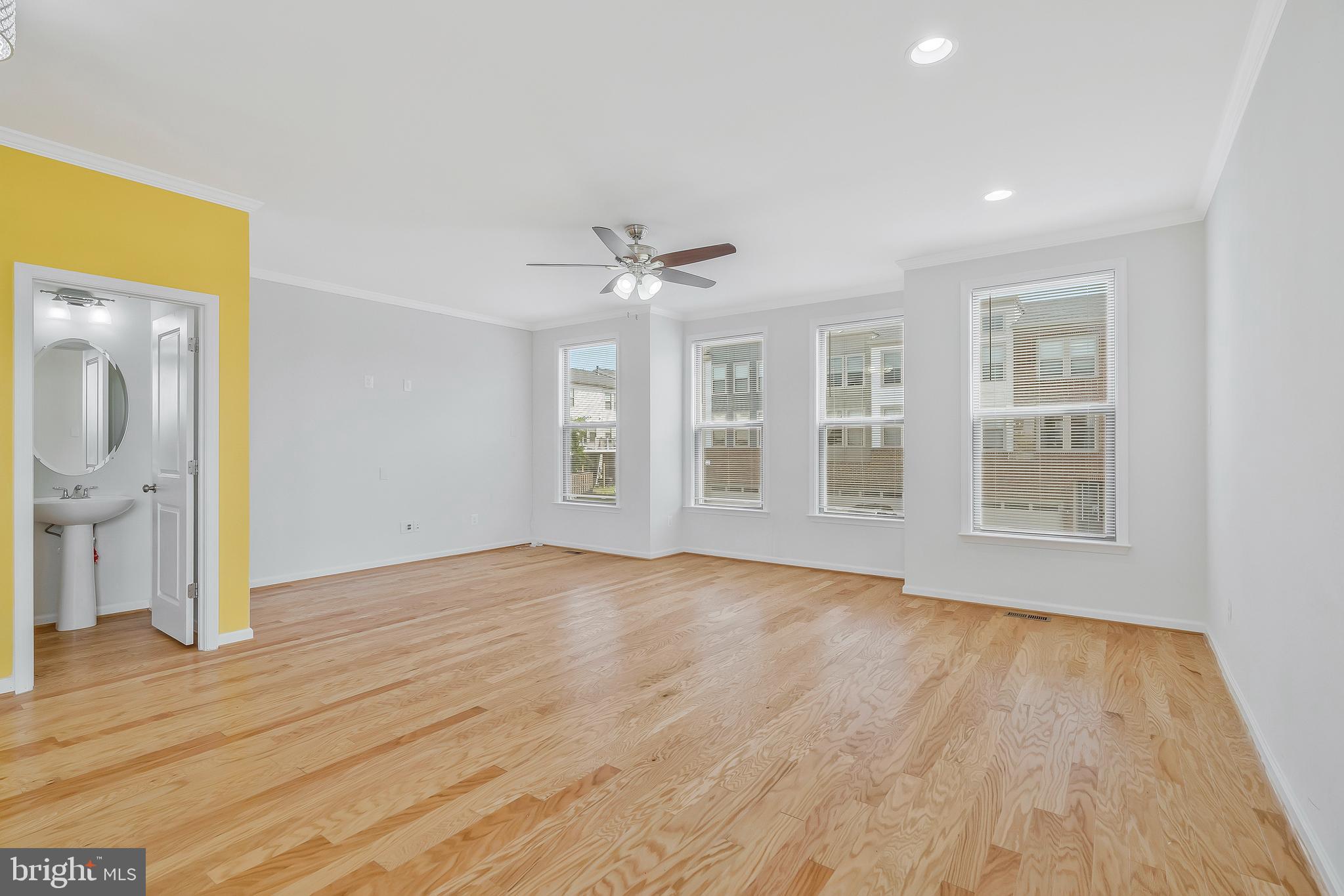 GLASCOCK FIELD AT STONE RIDGE - Residential Lease