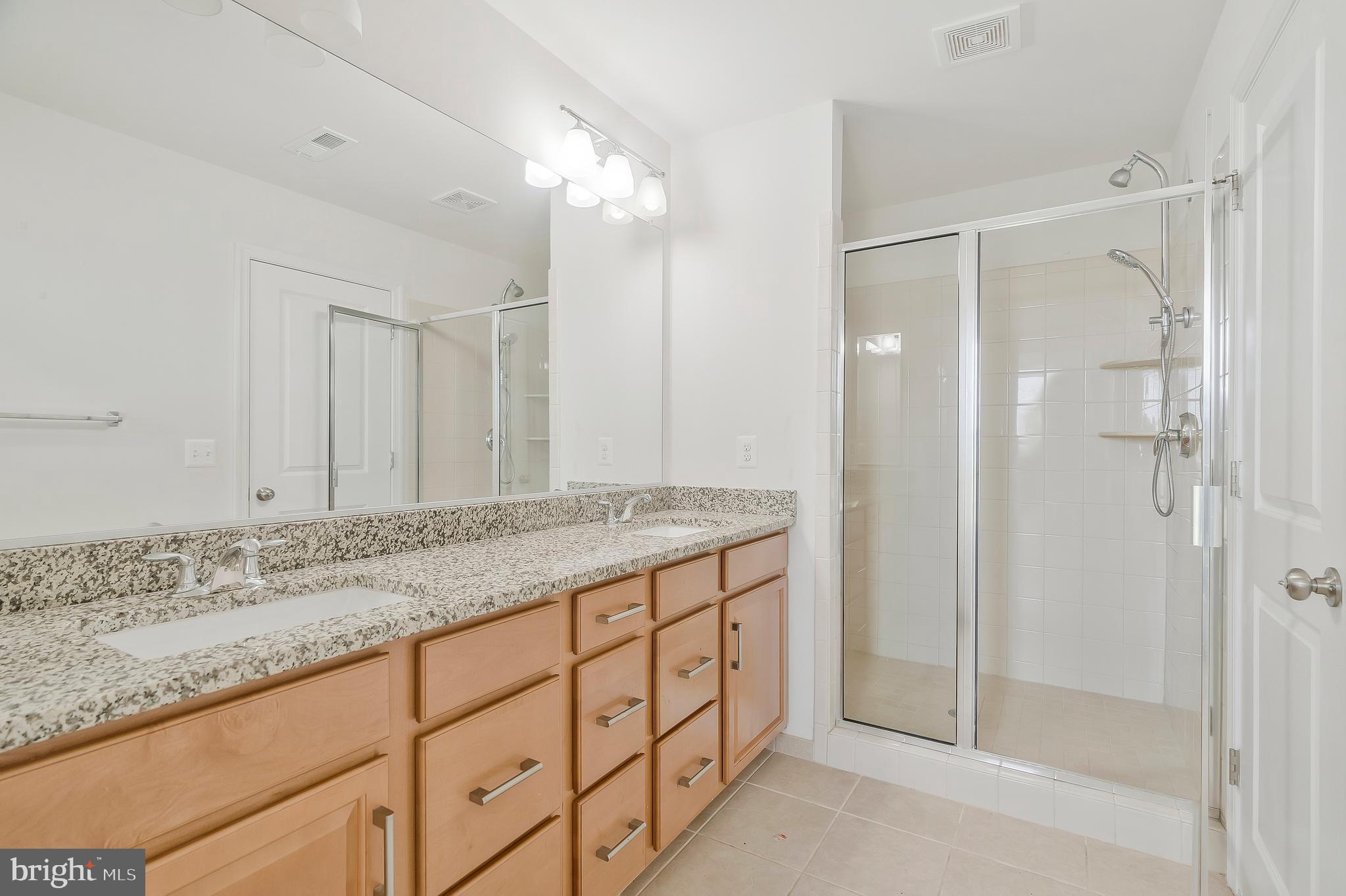 GLASCOCK FIELD AT STONE RIDGE - Residential Lease