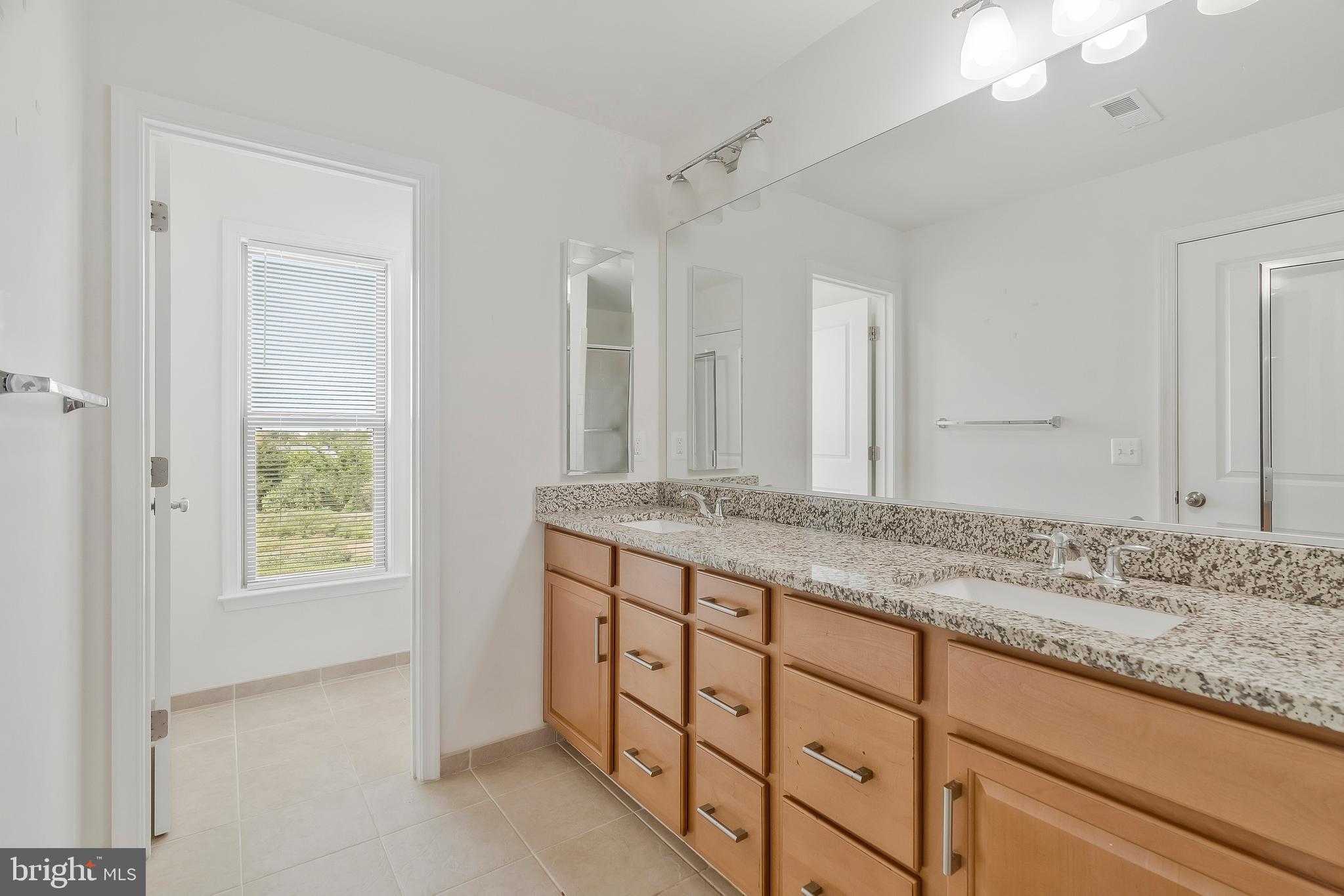 GLASCOCK FIELD AT STONE RIDGE - Residential Lease