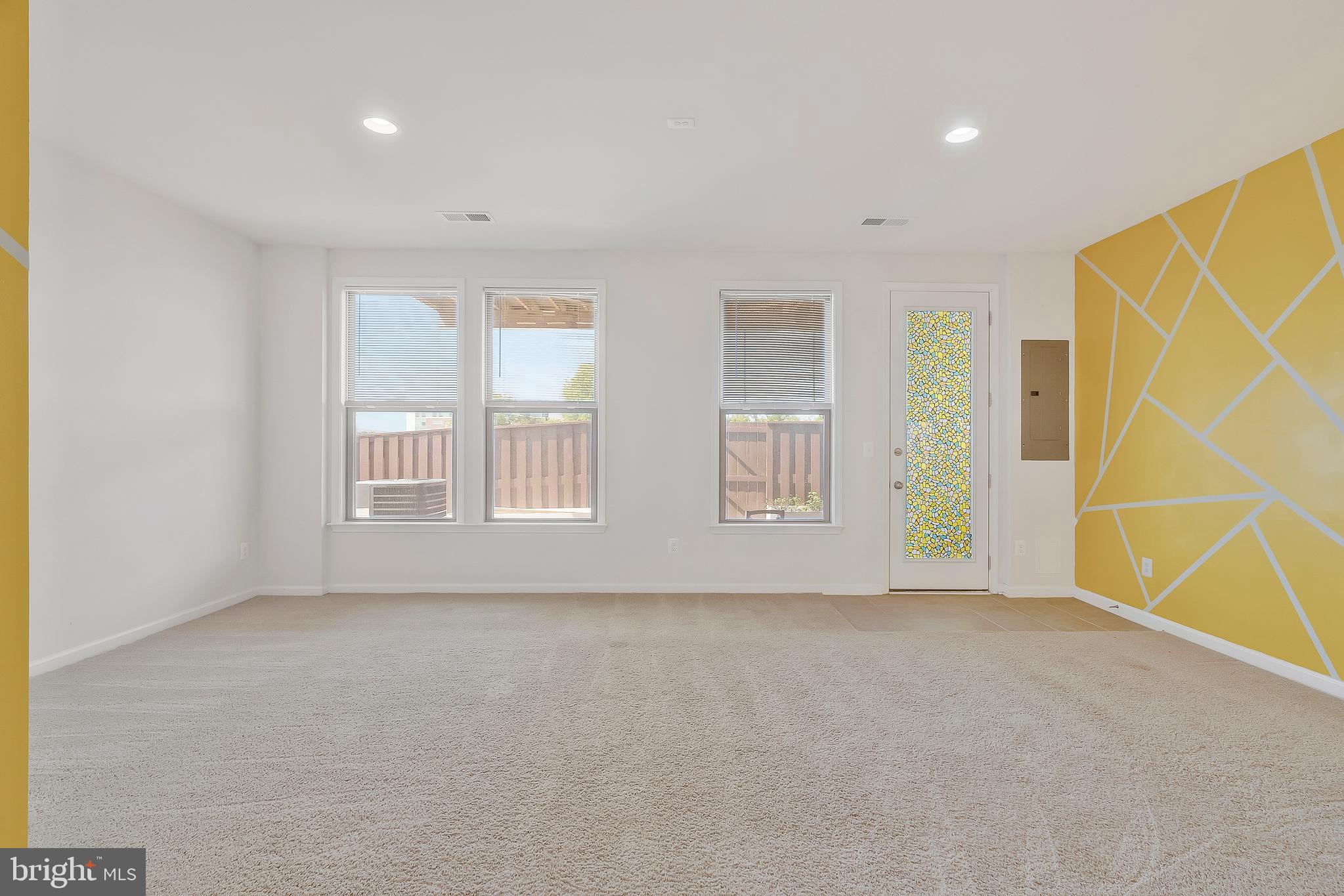 GLASCOCK FIELD AT STONE RIDGE - Residential Lease