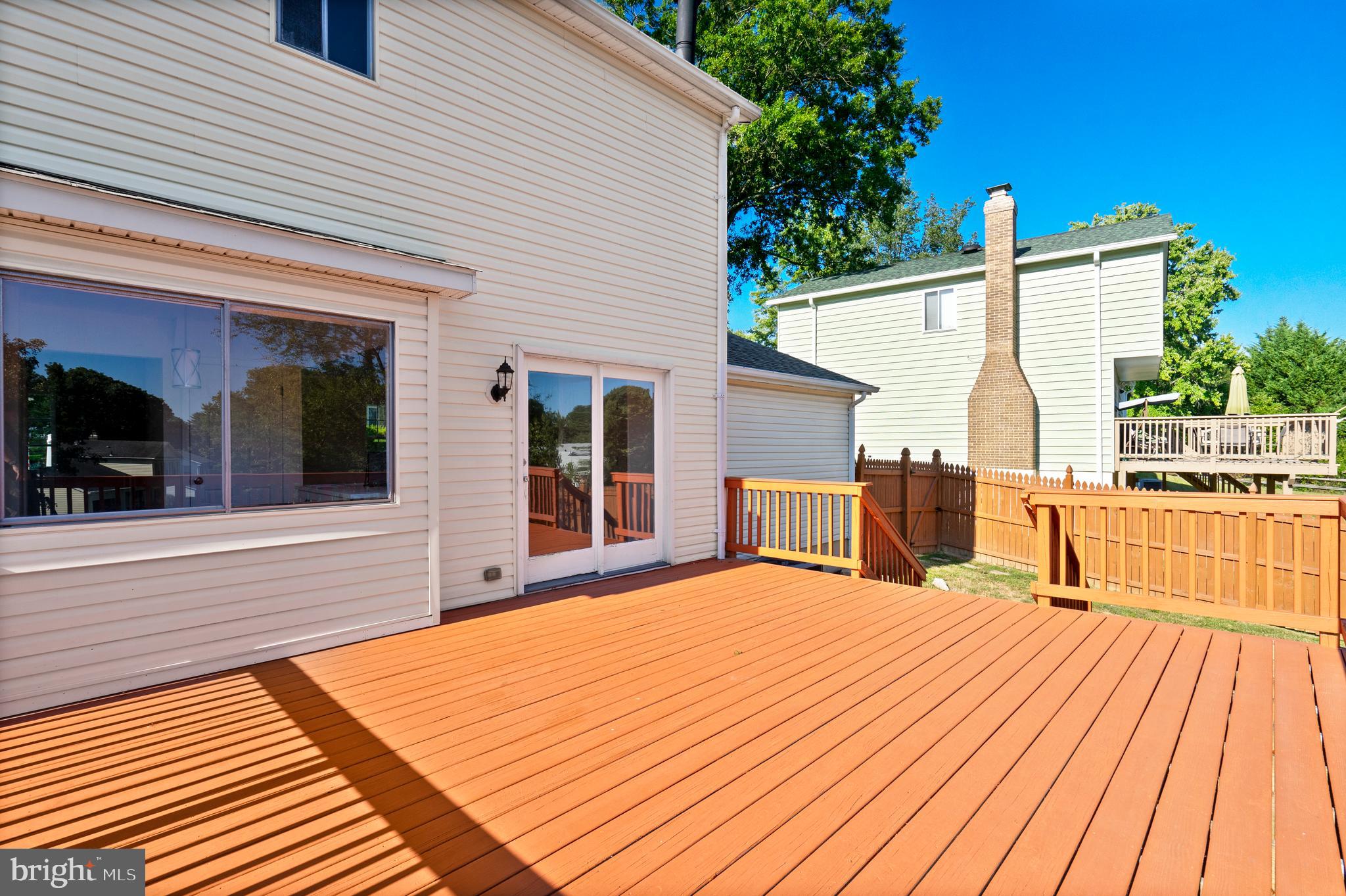 QUINCE ORCHARD KNOLLS - Residential