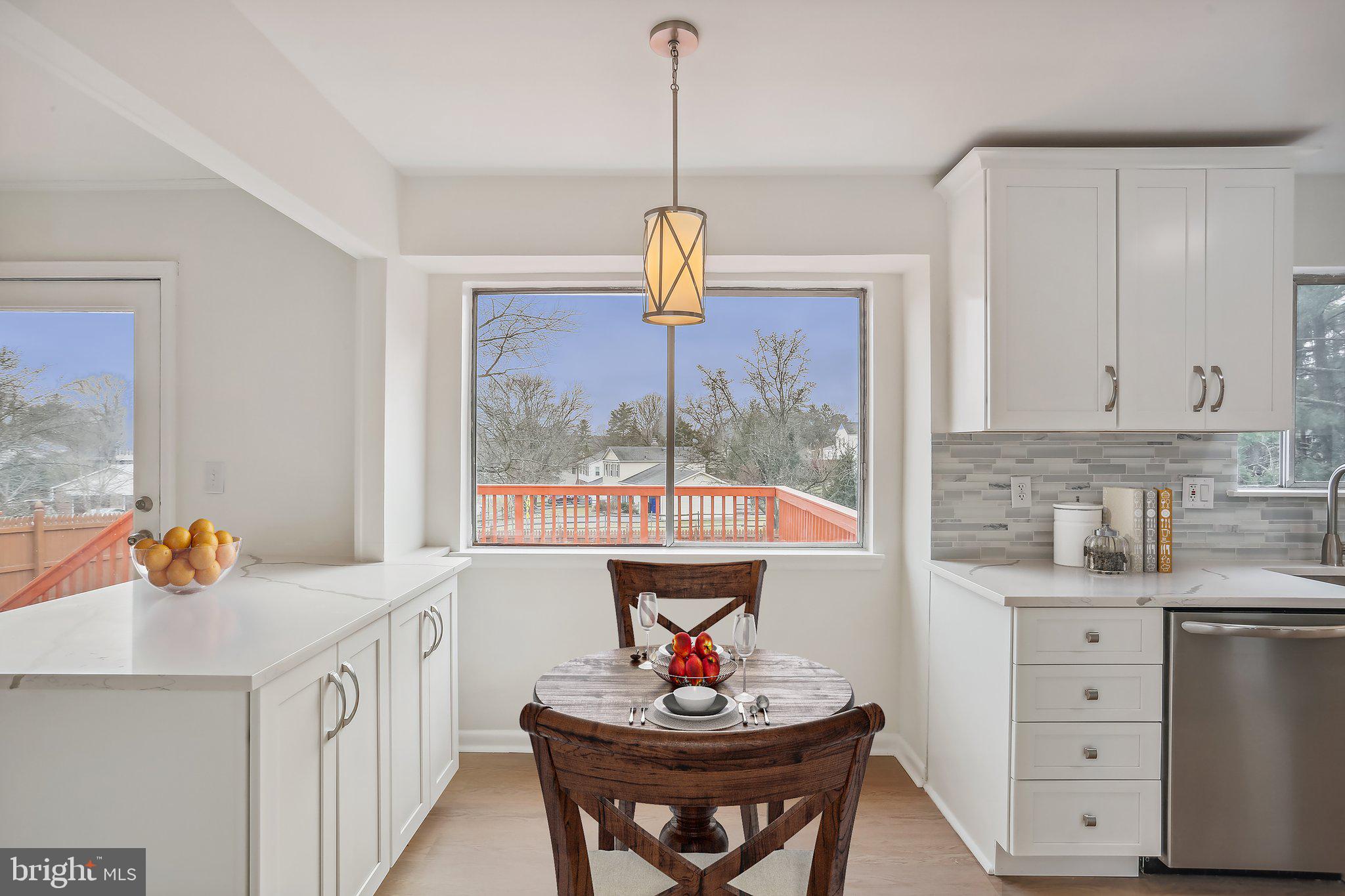 QUINCE ORCHARD KNOLLS - Residential