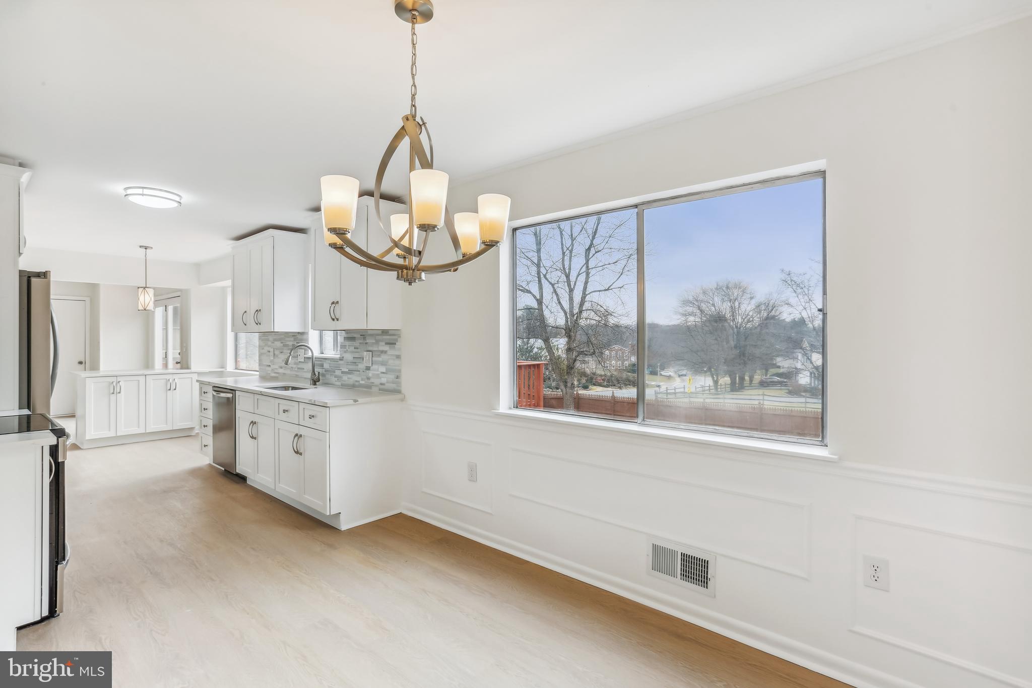 QUINCE ORCHARD KNOLLS - Residential