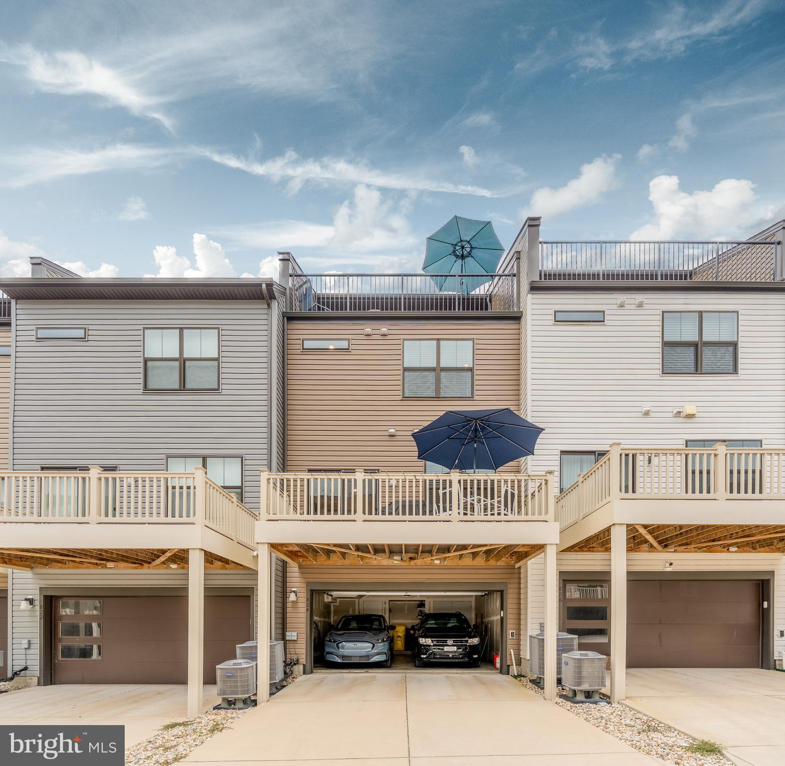 TANYARD SHORES - Residential