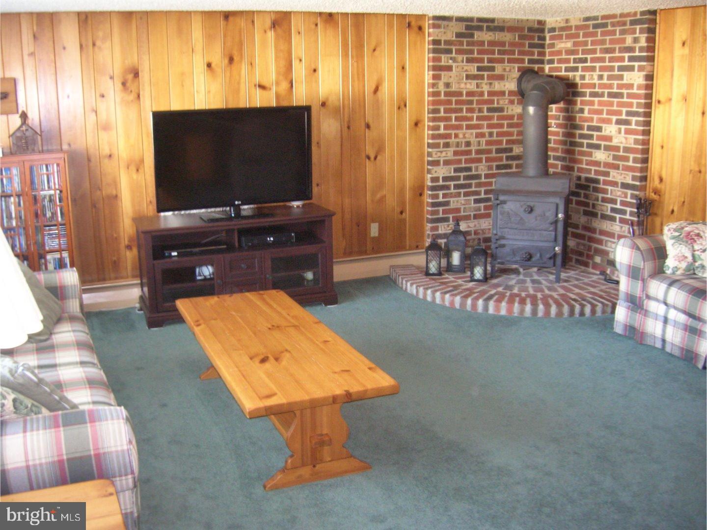 CRESTMONT FARMS - Residential