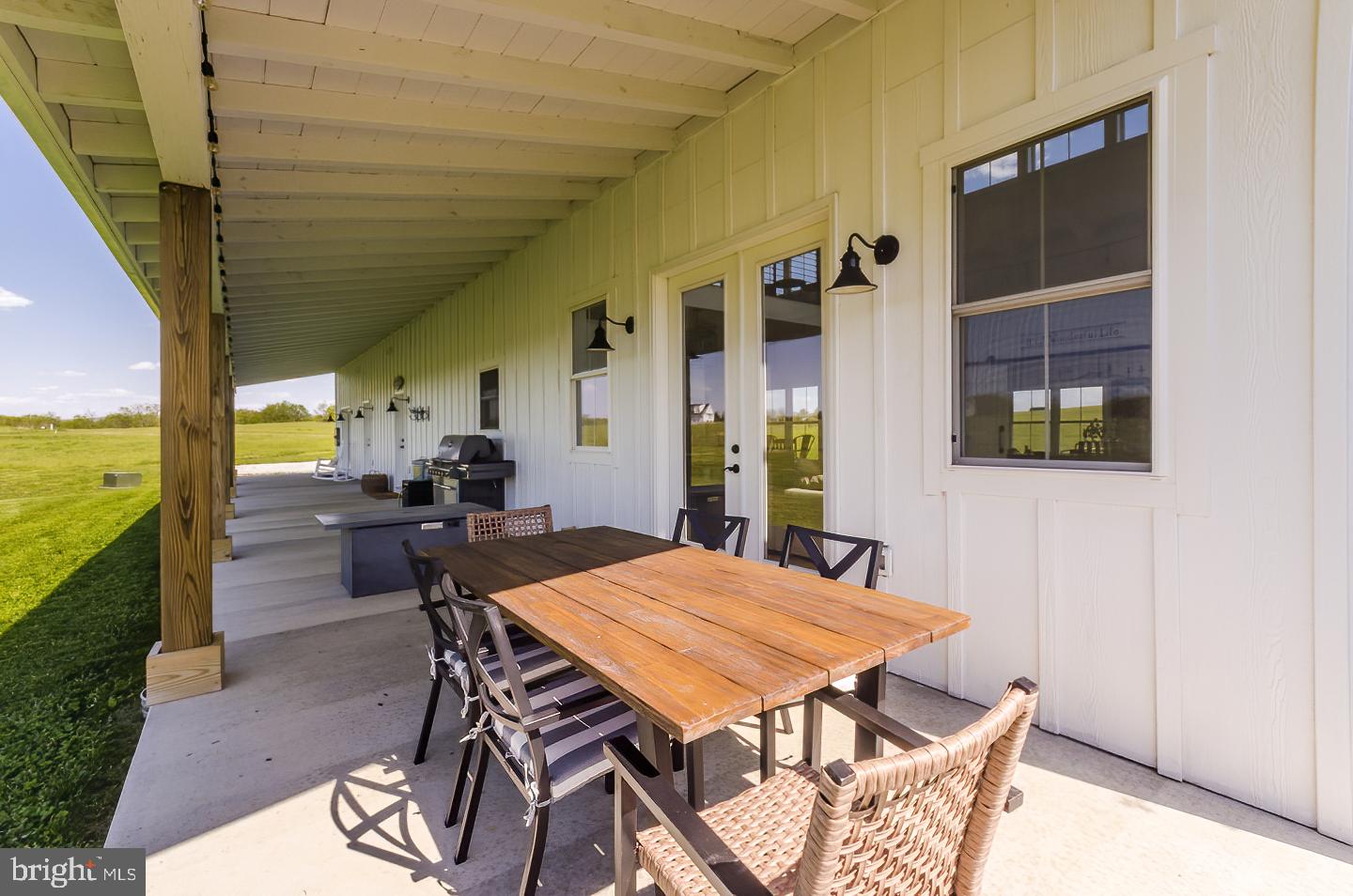 MOUNTAIN VISTA FARMS - Residential