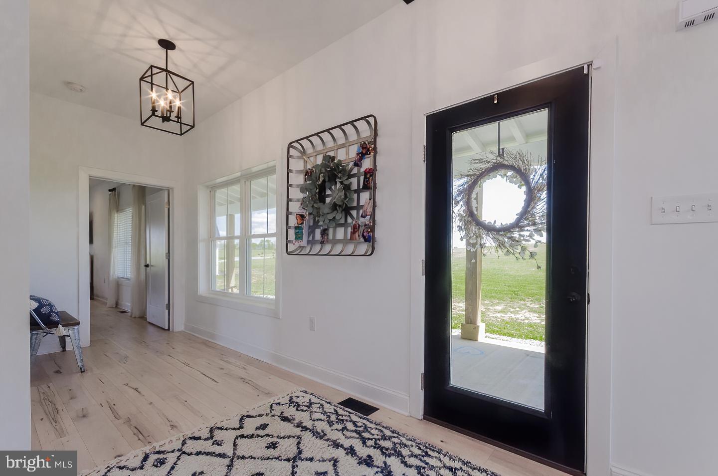 MOUNTAIN VISTA FARMS - Residential