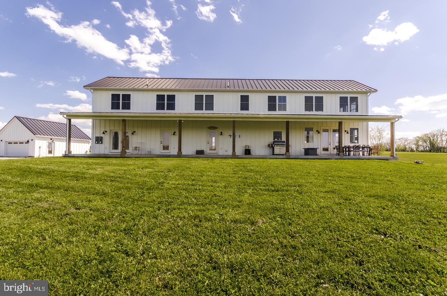 MOUNTAIN VISTA FARMS - Residential