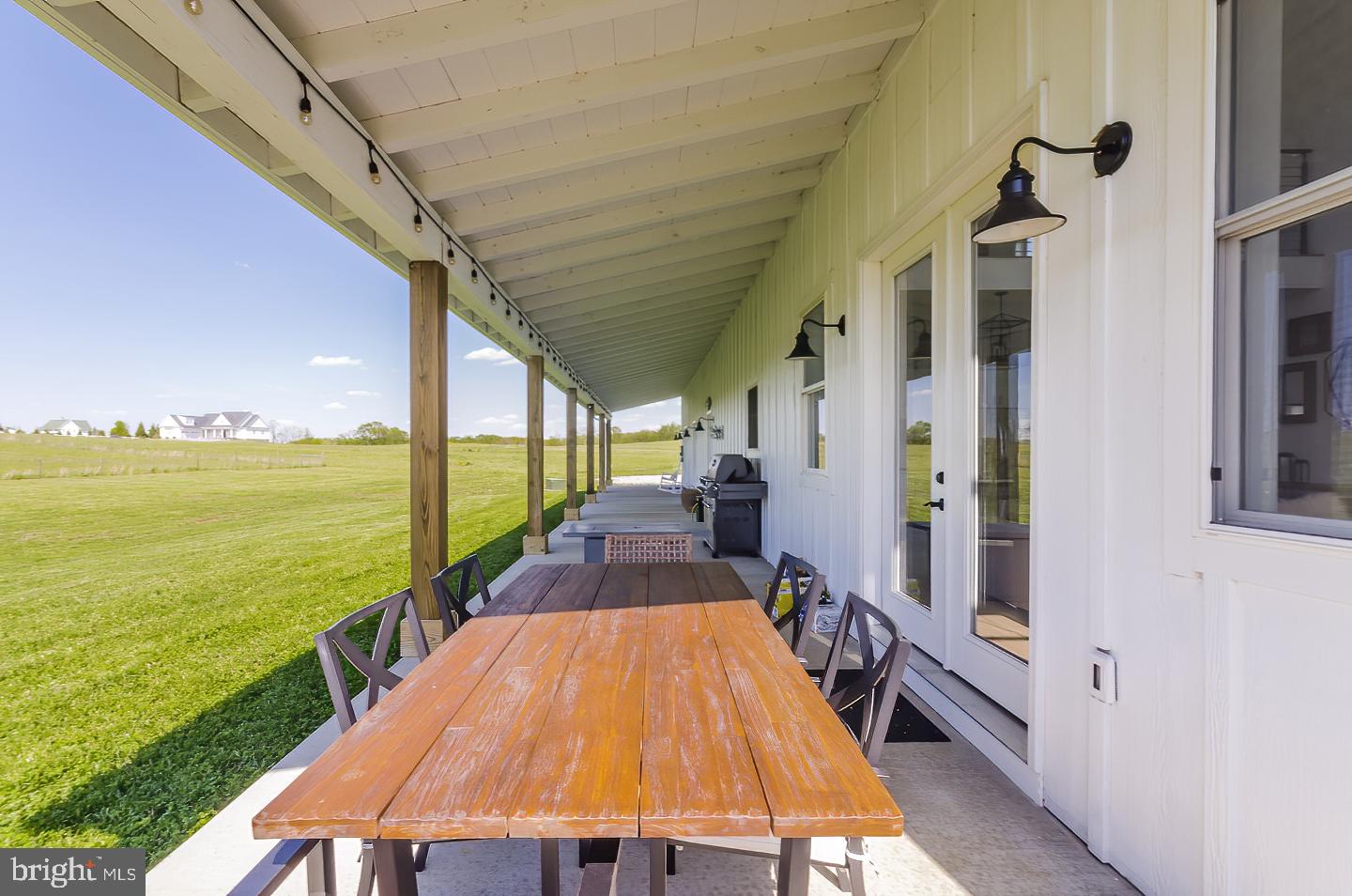 MOUNTAIN VISTA FARMS - Residential