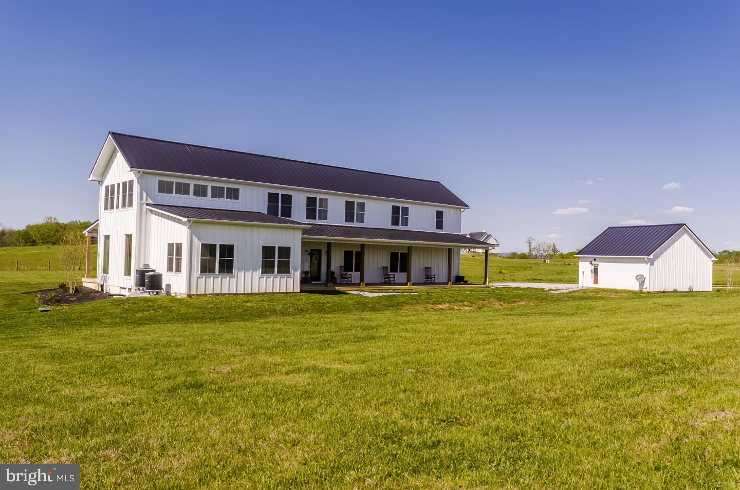 MOUNTAIN VISTA FARMS - Residential