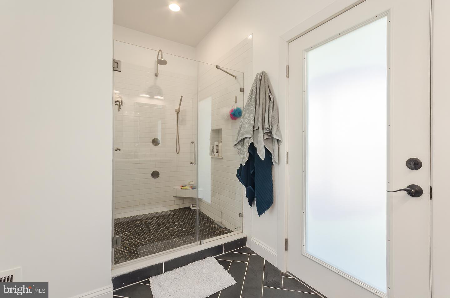 MOUNTAIN VISTA FARMS - Residential