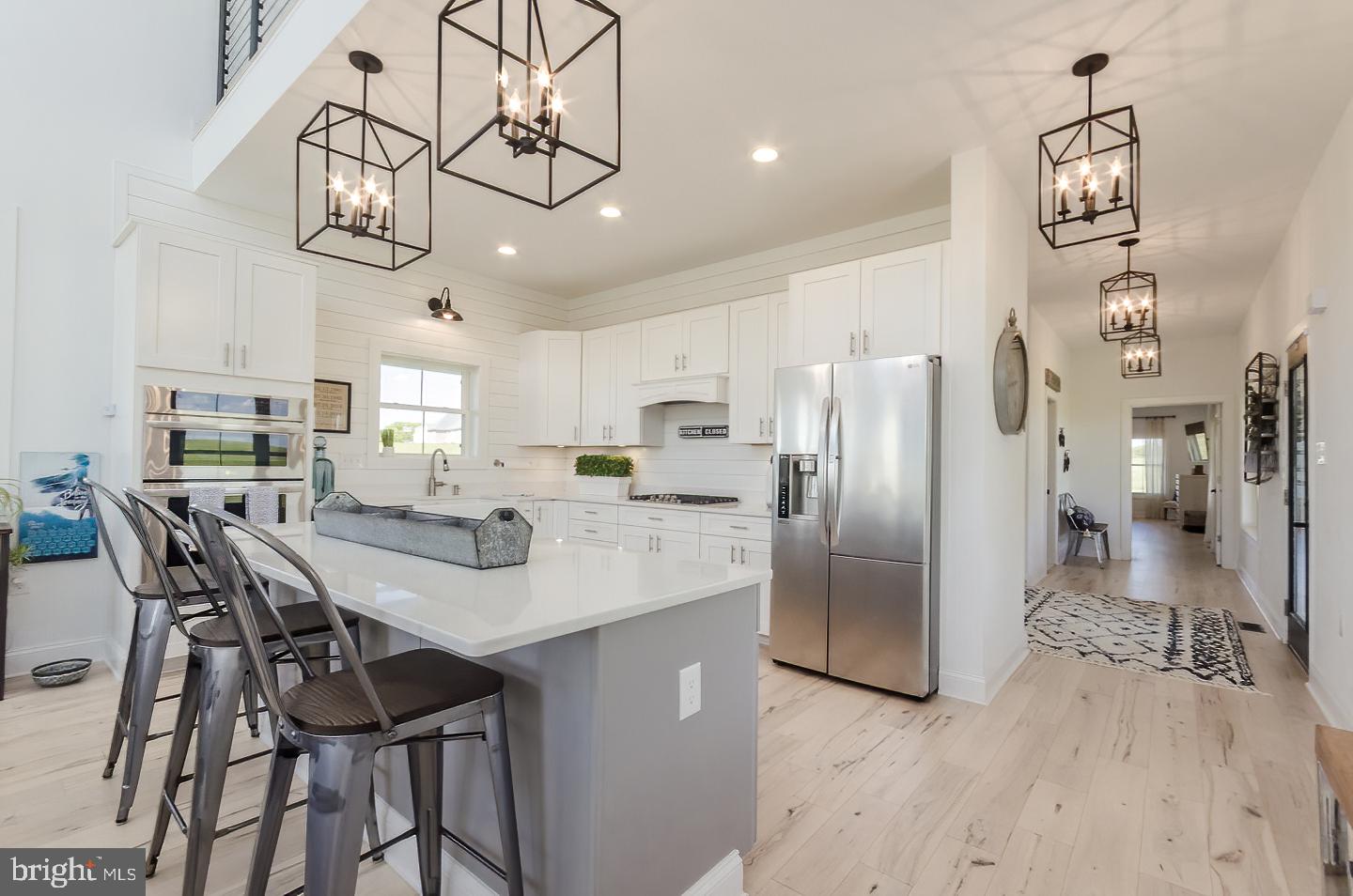 MOUNTAIN VISTA FARMS - Residential