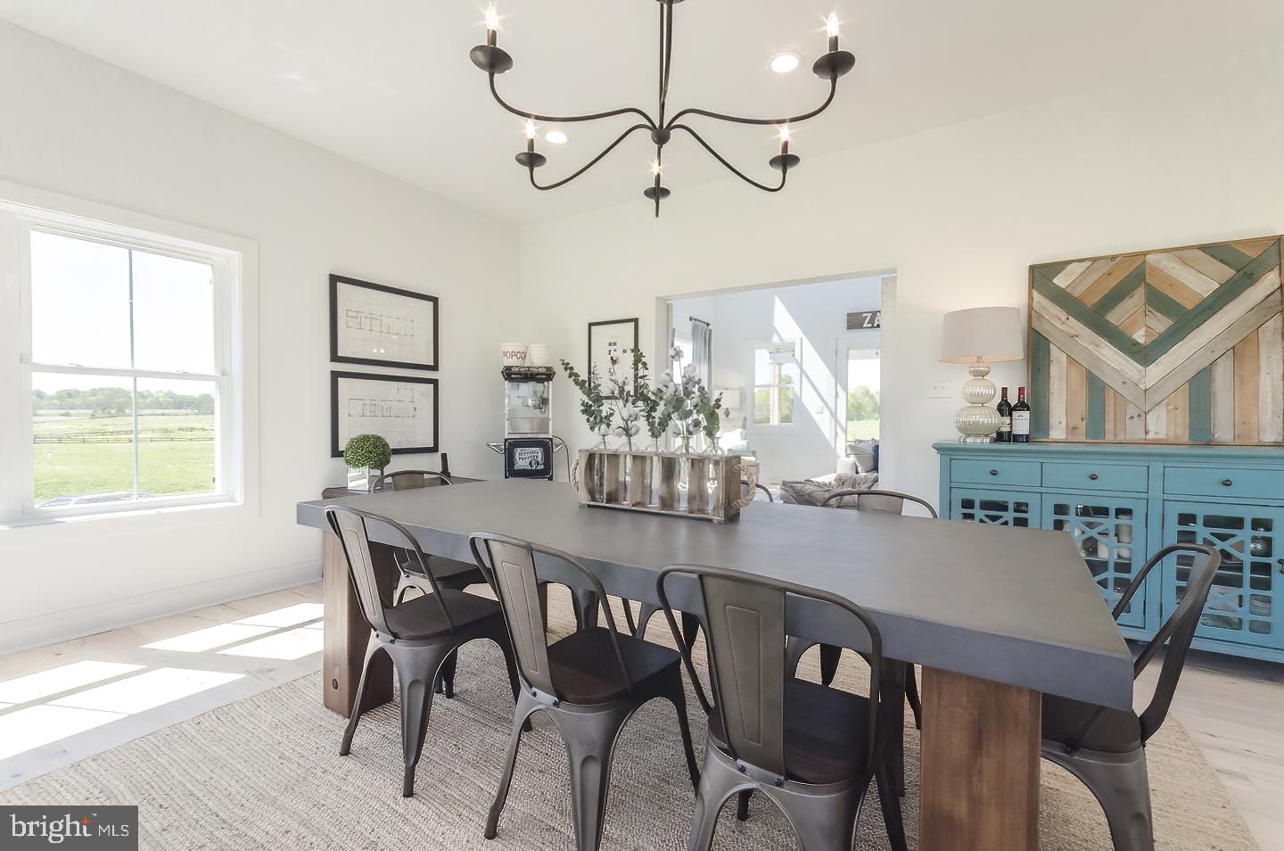 MOUNTAIN VISTA FARMS - Residential