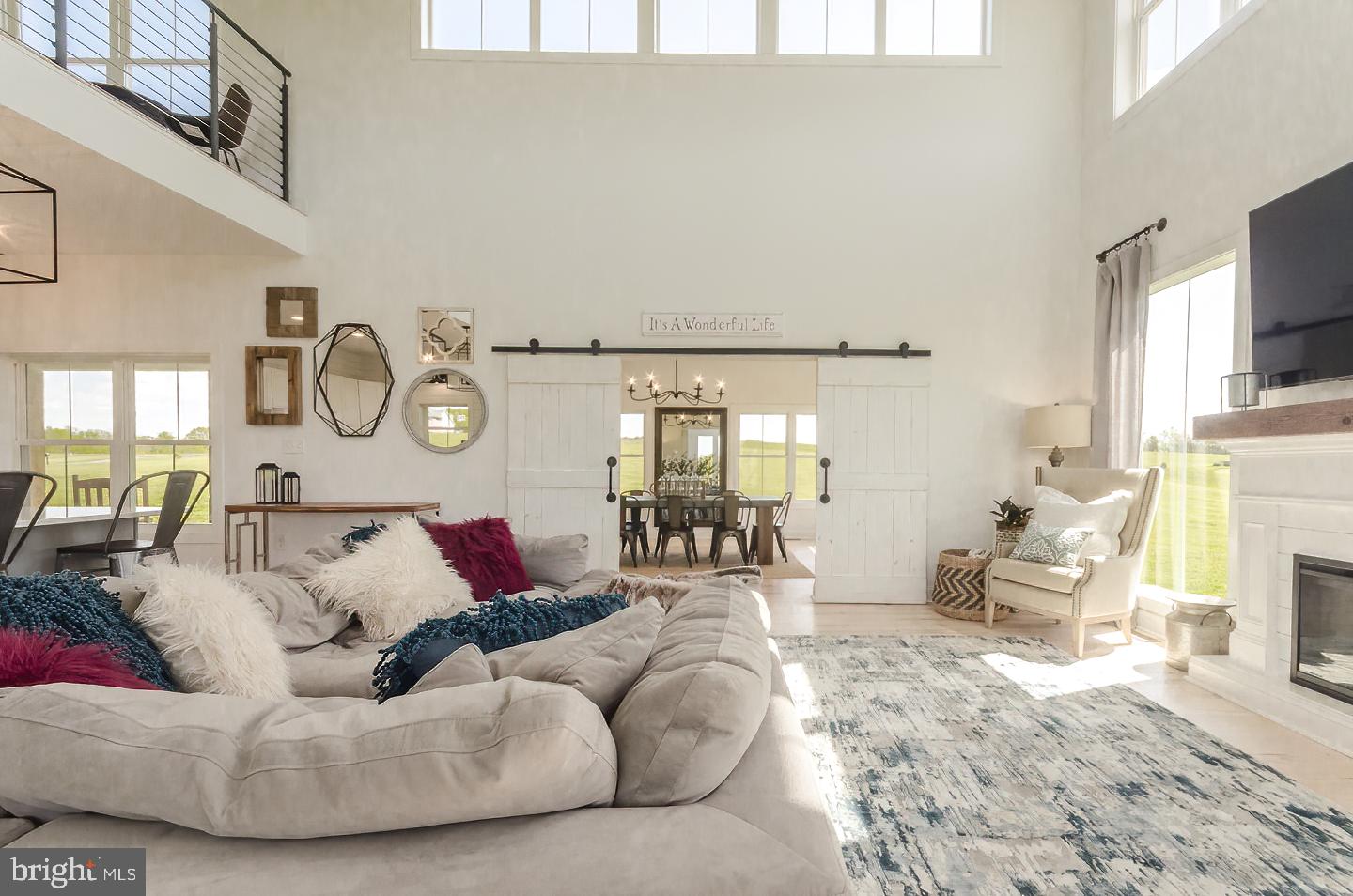 MOUNTAIN VISTA FARMS - Residential