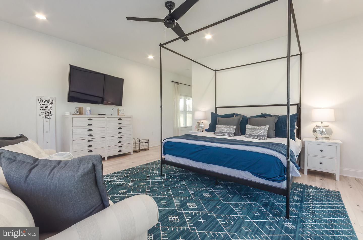 MOUNTAIN VISTA FARMS - Residential