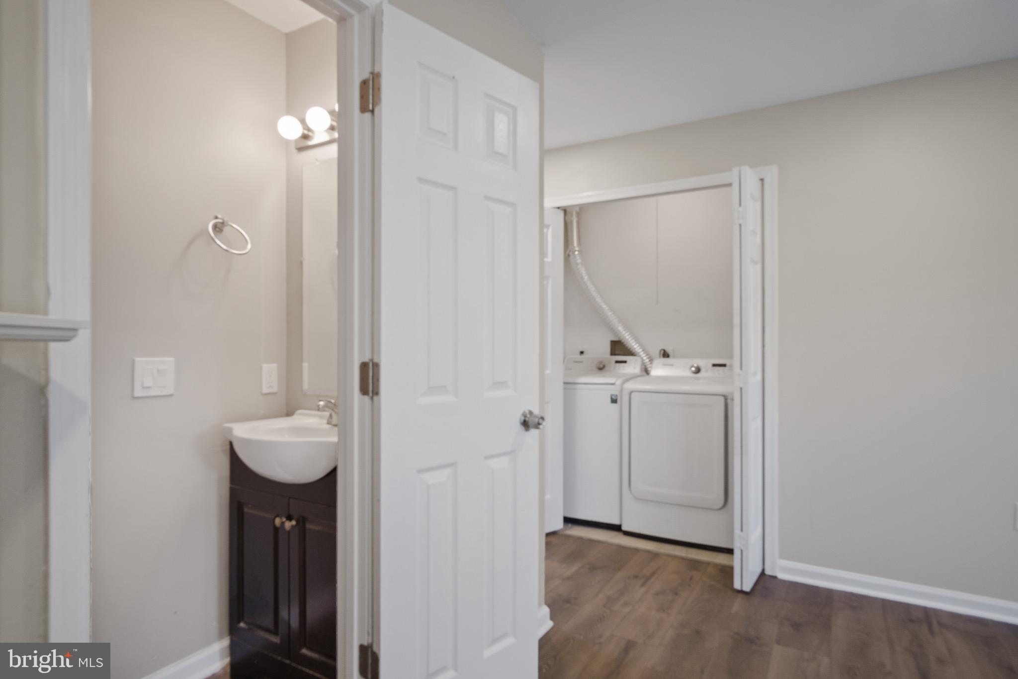 LANDSDOWNE - Residential