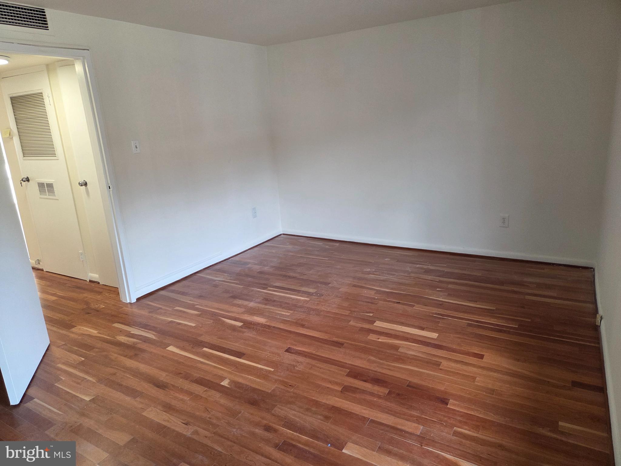 GROSVENOR PARK - Residential Lease