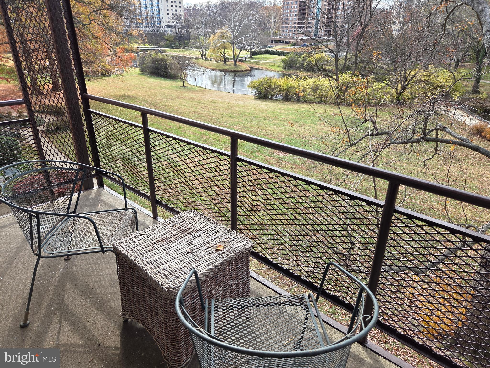 GROSVENOR PARK - Residential Lease