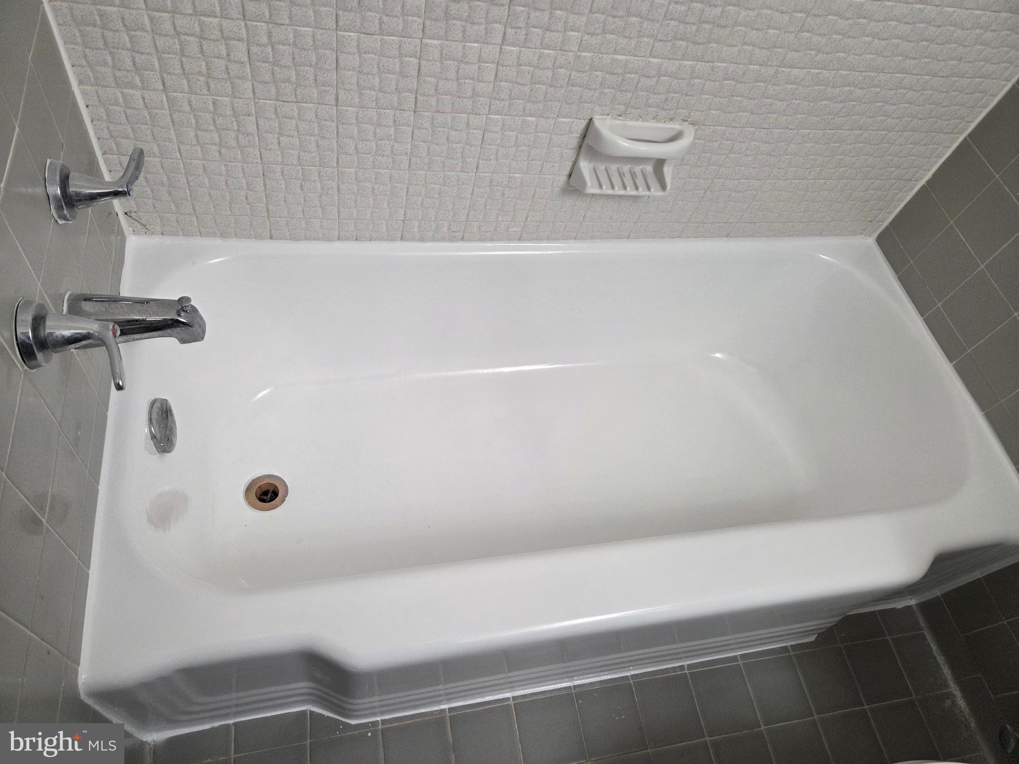 GROSVENOR PARK - Residential Lease