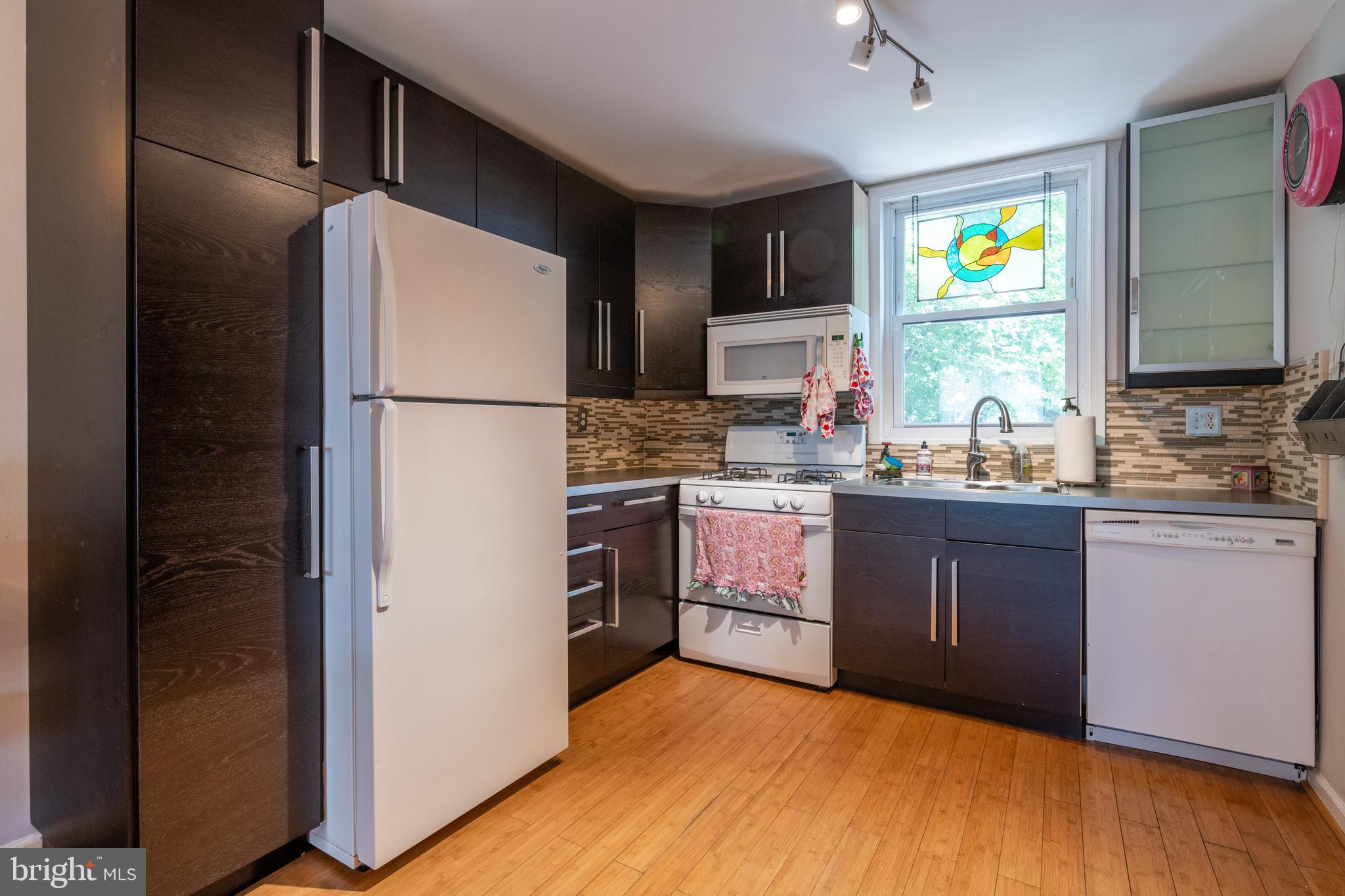 HUME SPRINGS - Residential