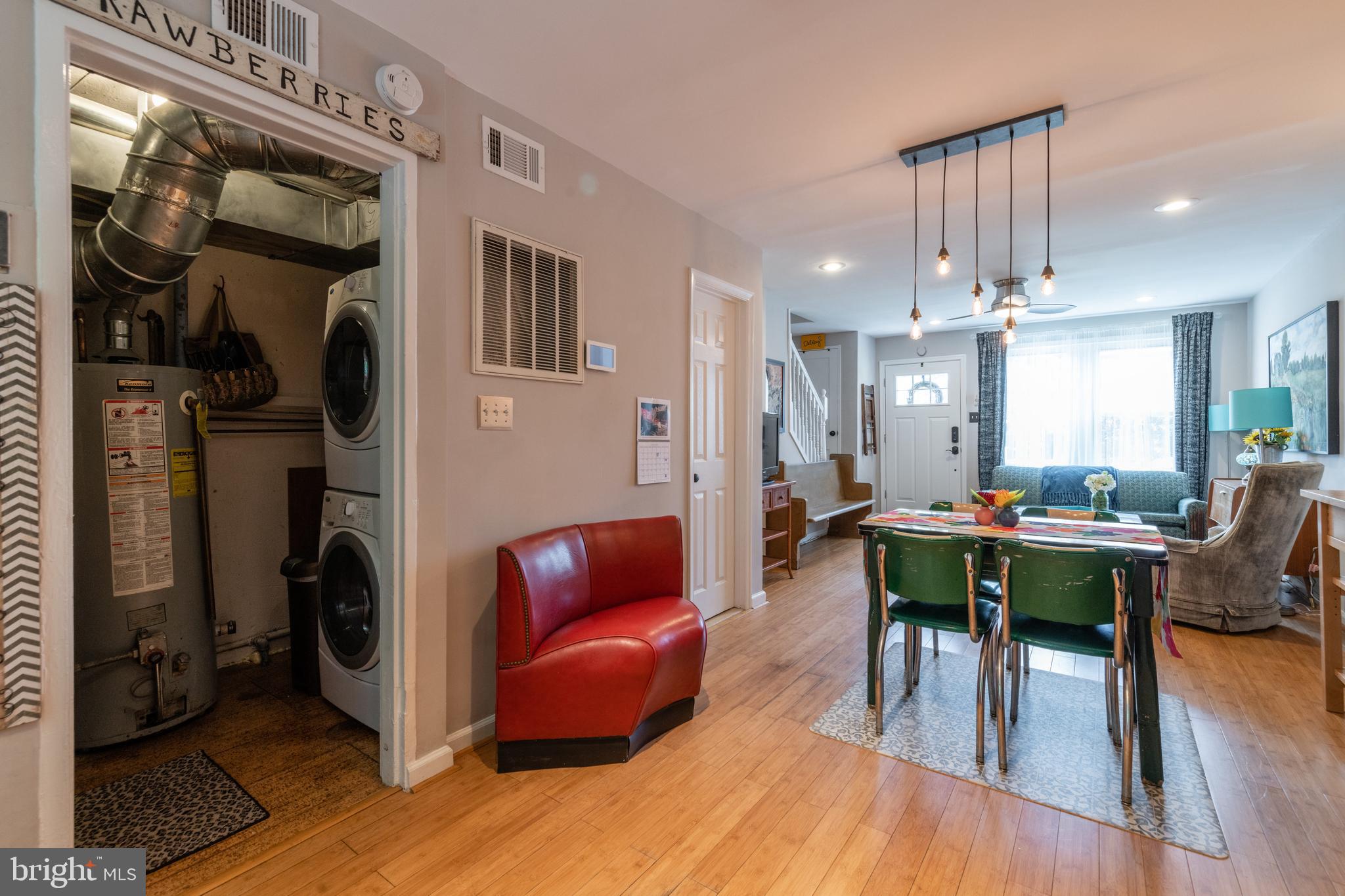 HUME SPRINGS - Residential