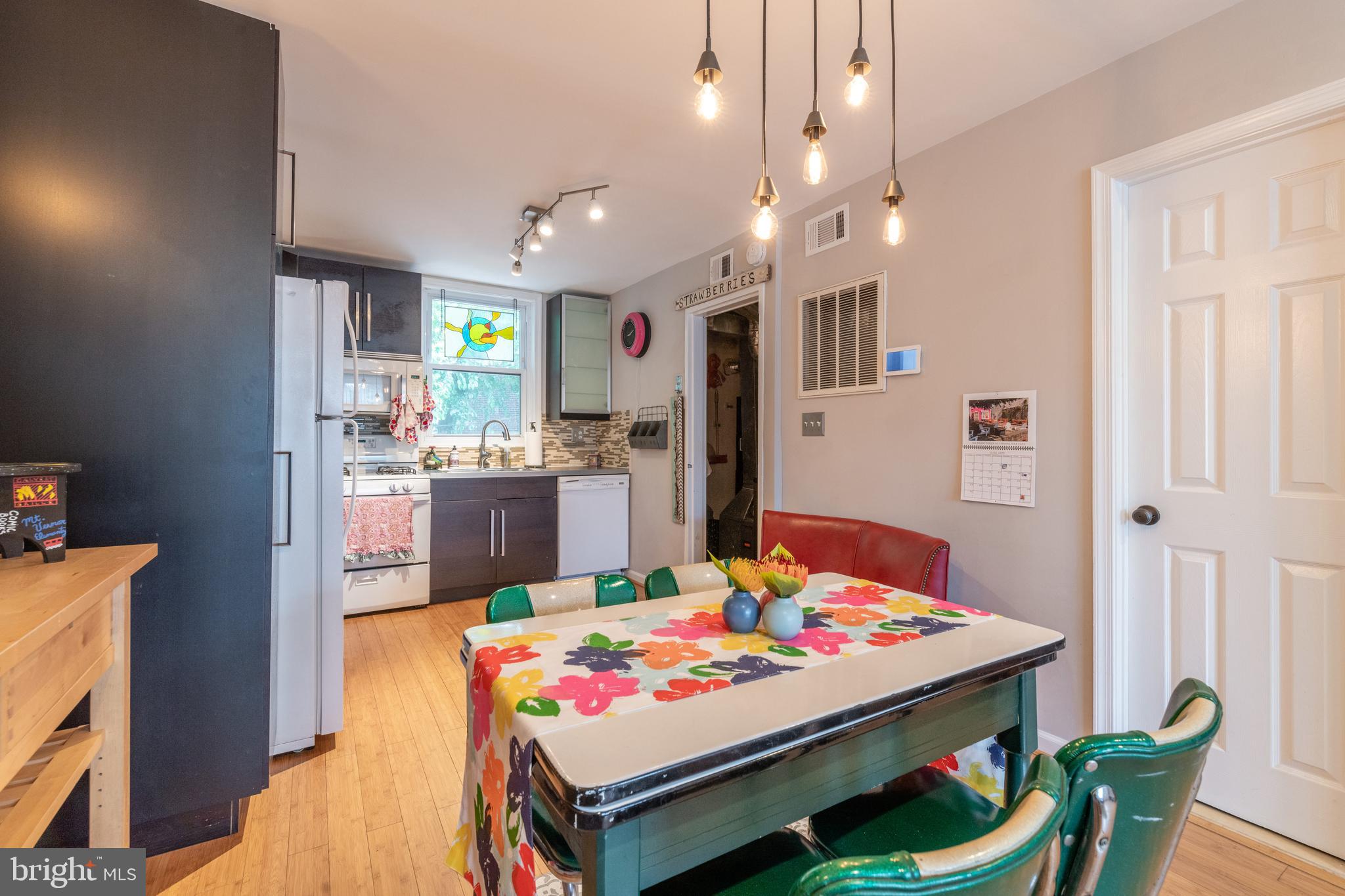 HUME SPRINGS - Residential