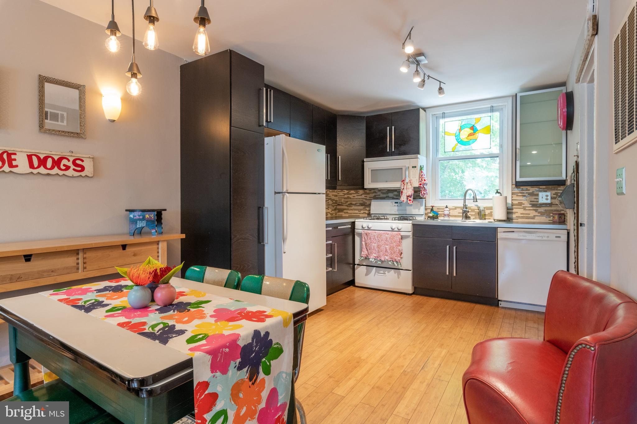 HUME SPRINGS - Residential