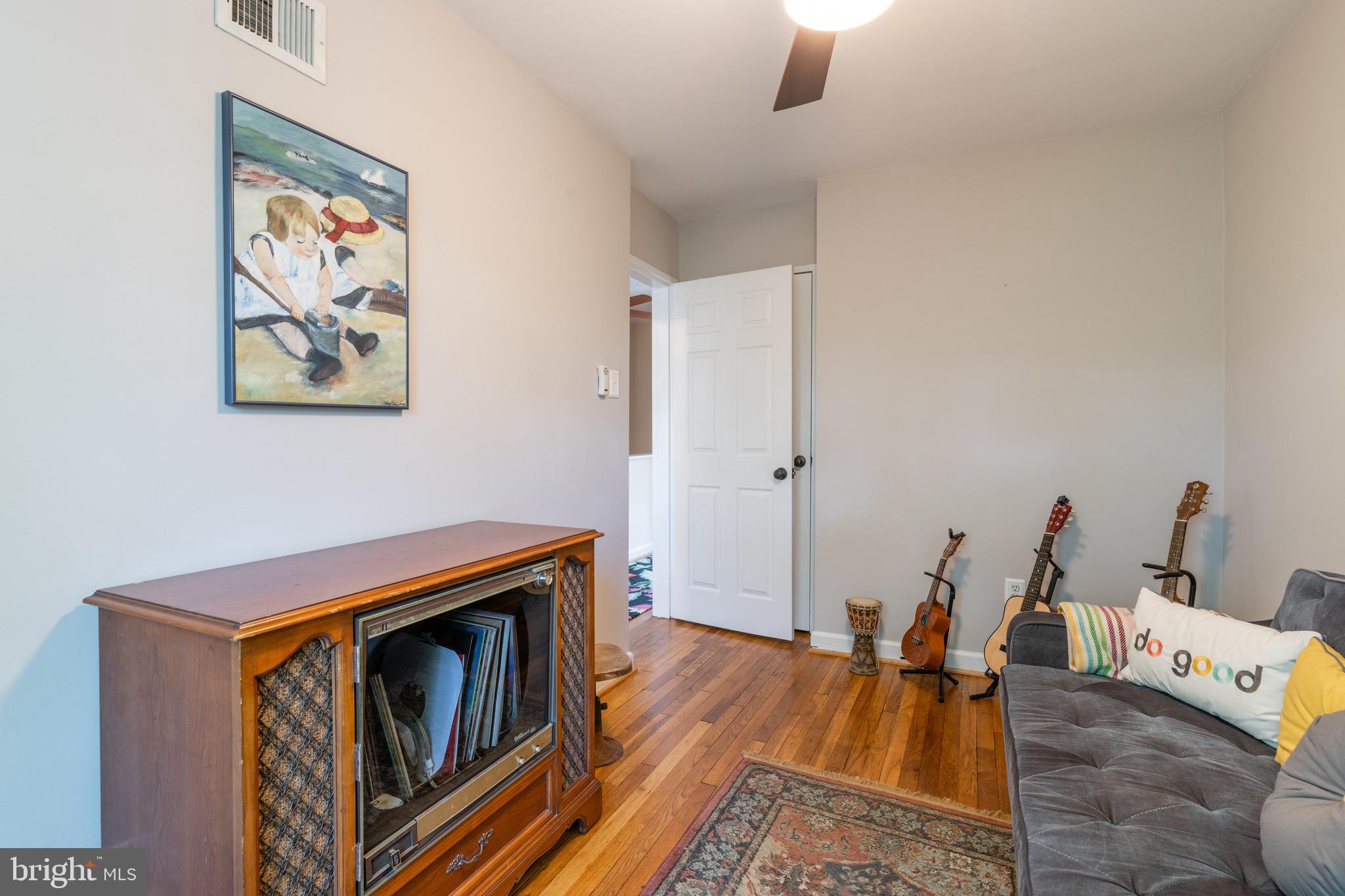 HUME SPRINGS - Residential