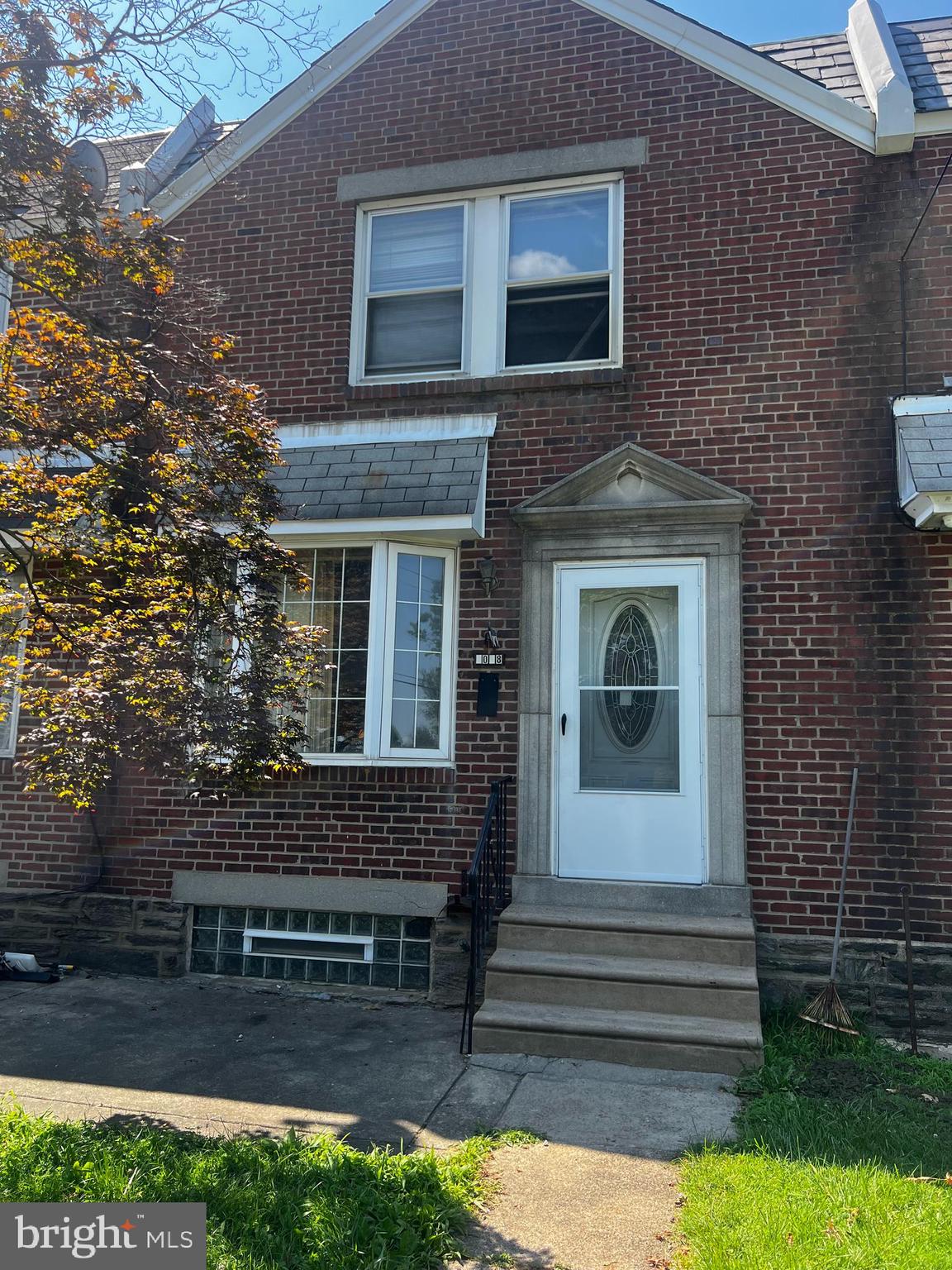 LAWNDALE - Residential