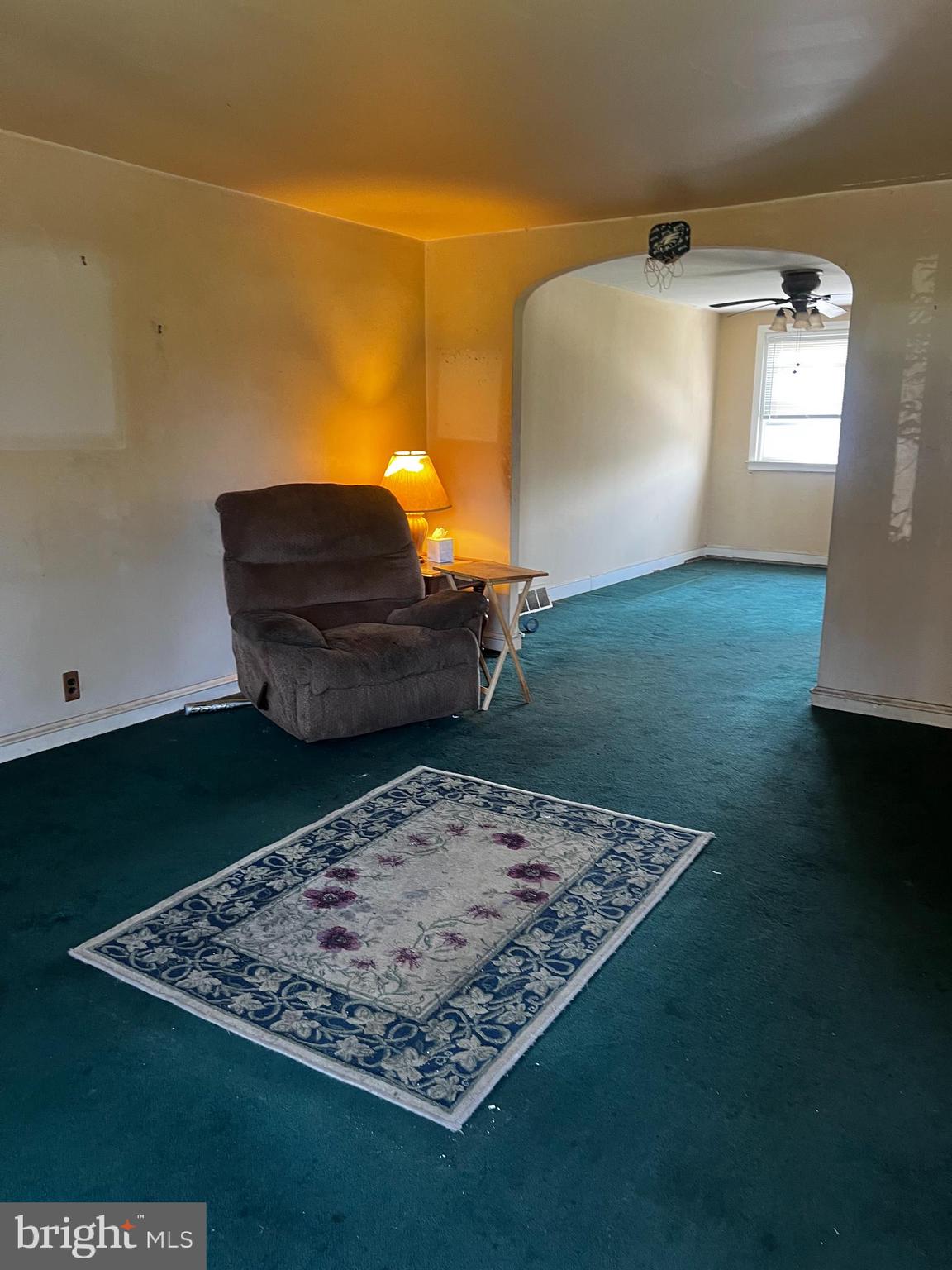 LAWNDALE - Residential