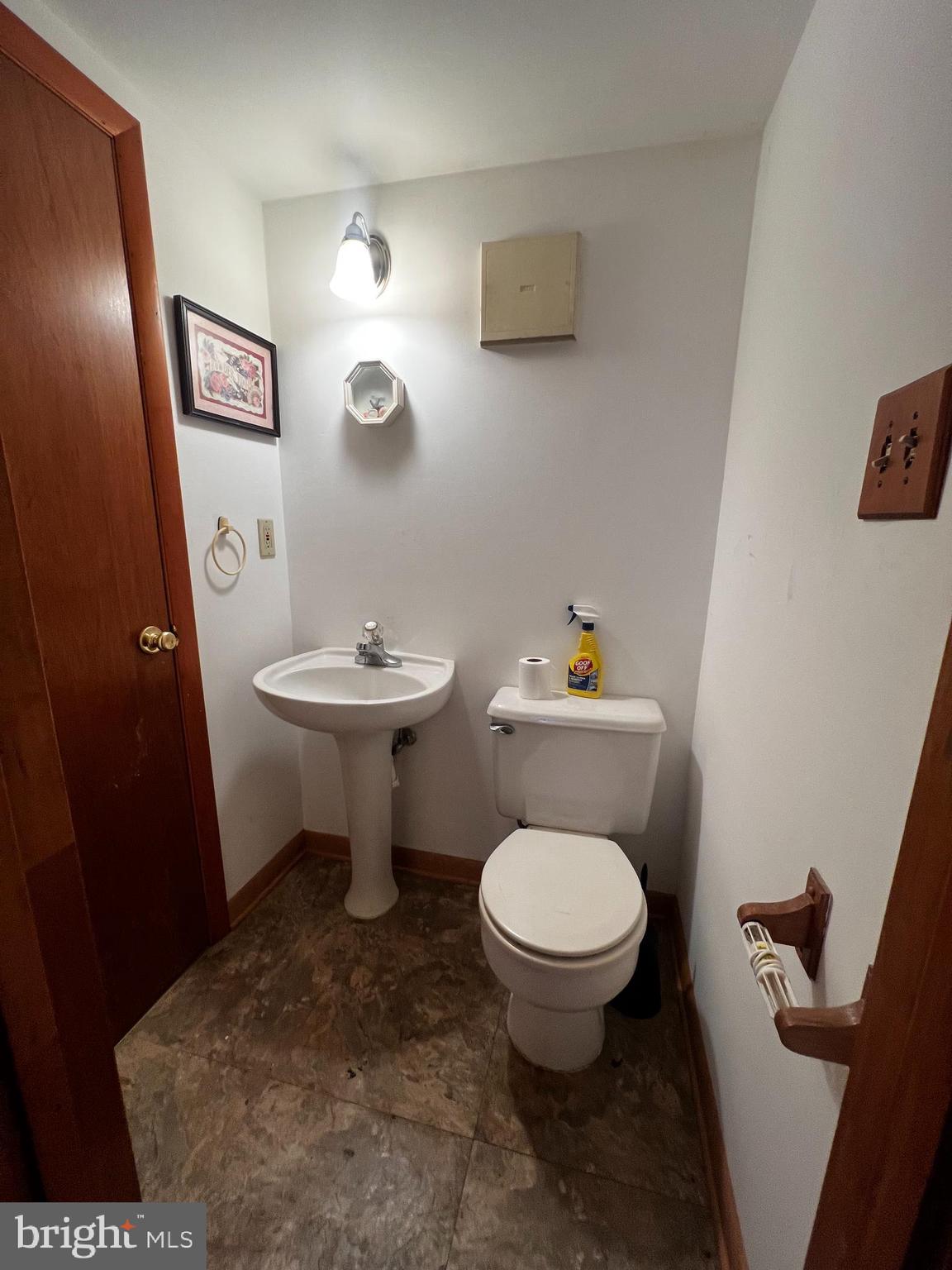 LAWNDALE - Residential