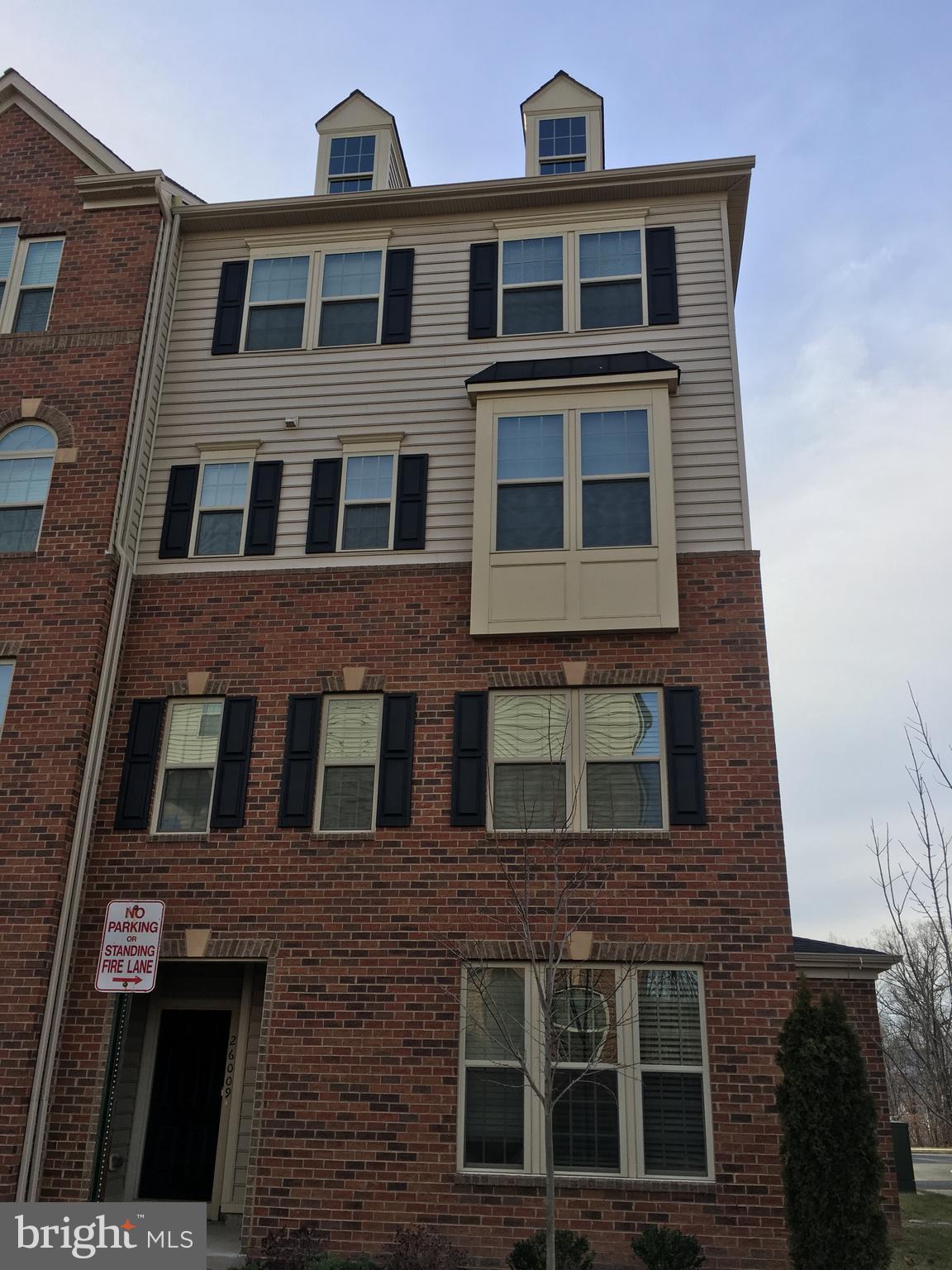 VIRGINIA MANOR CONDOMINIUM - Residential