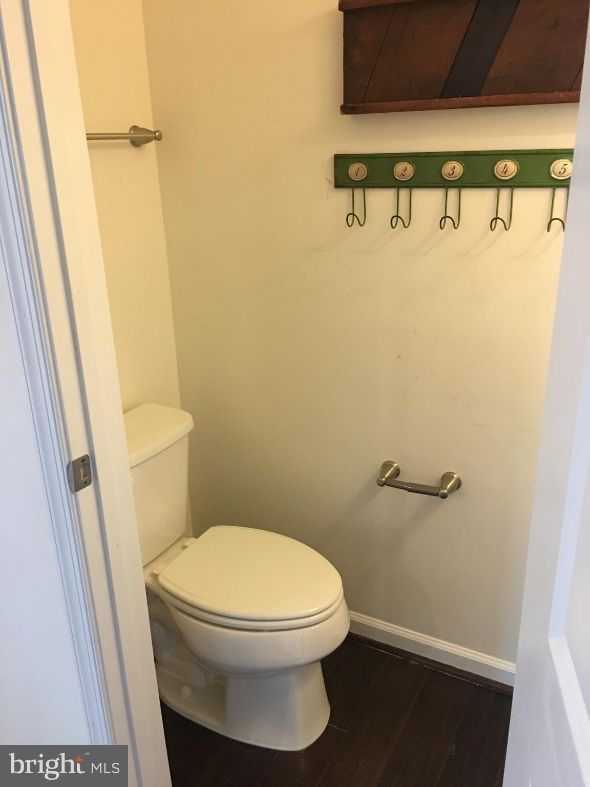 VIRGINIA MANOR CONDOMINIUM - Residential