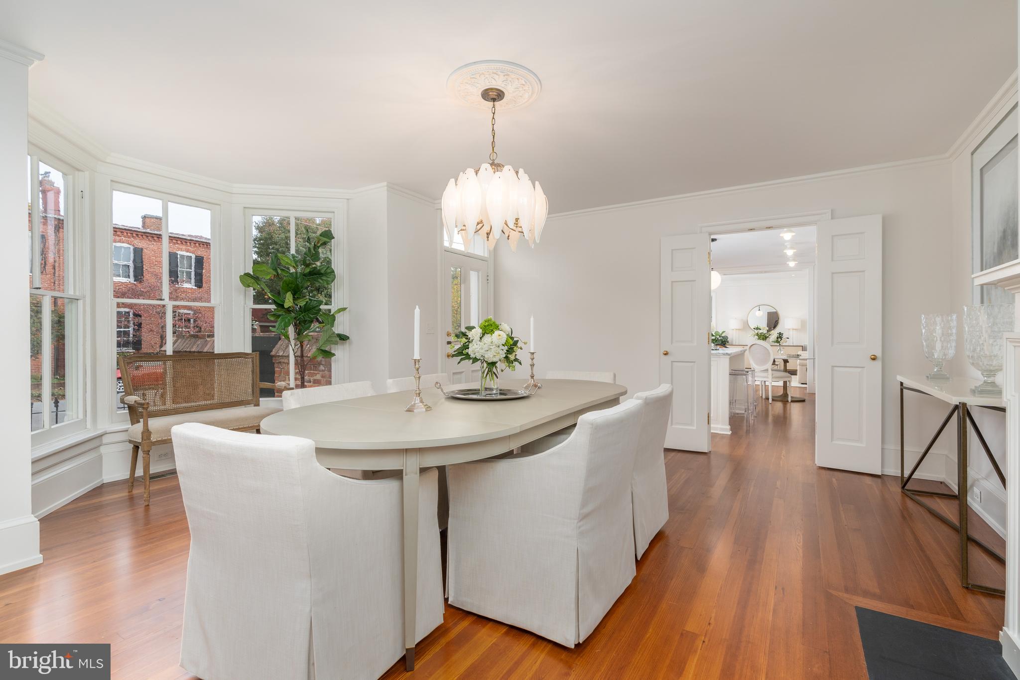 OLD TOWN ALEXANDRIA - Residential