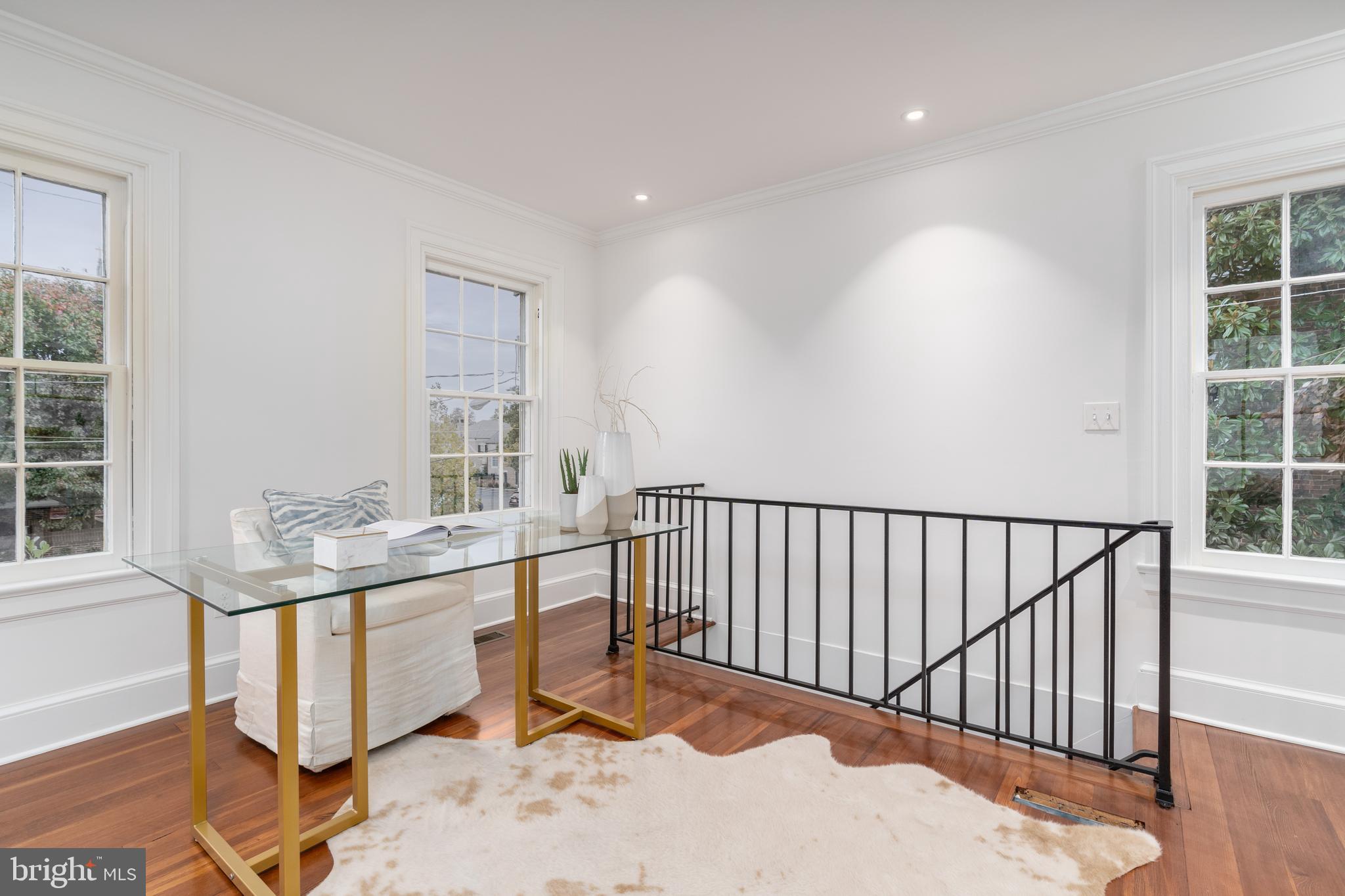 OLD TOWN ALEXANDRIA - Residential