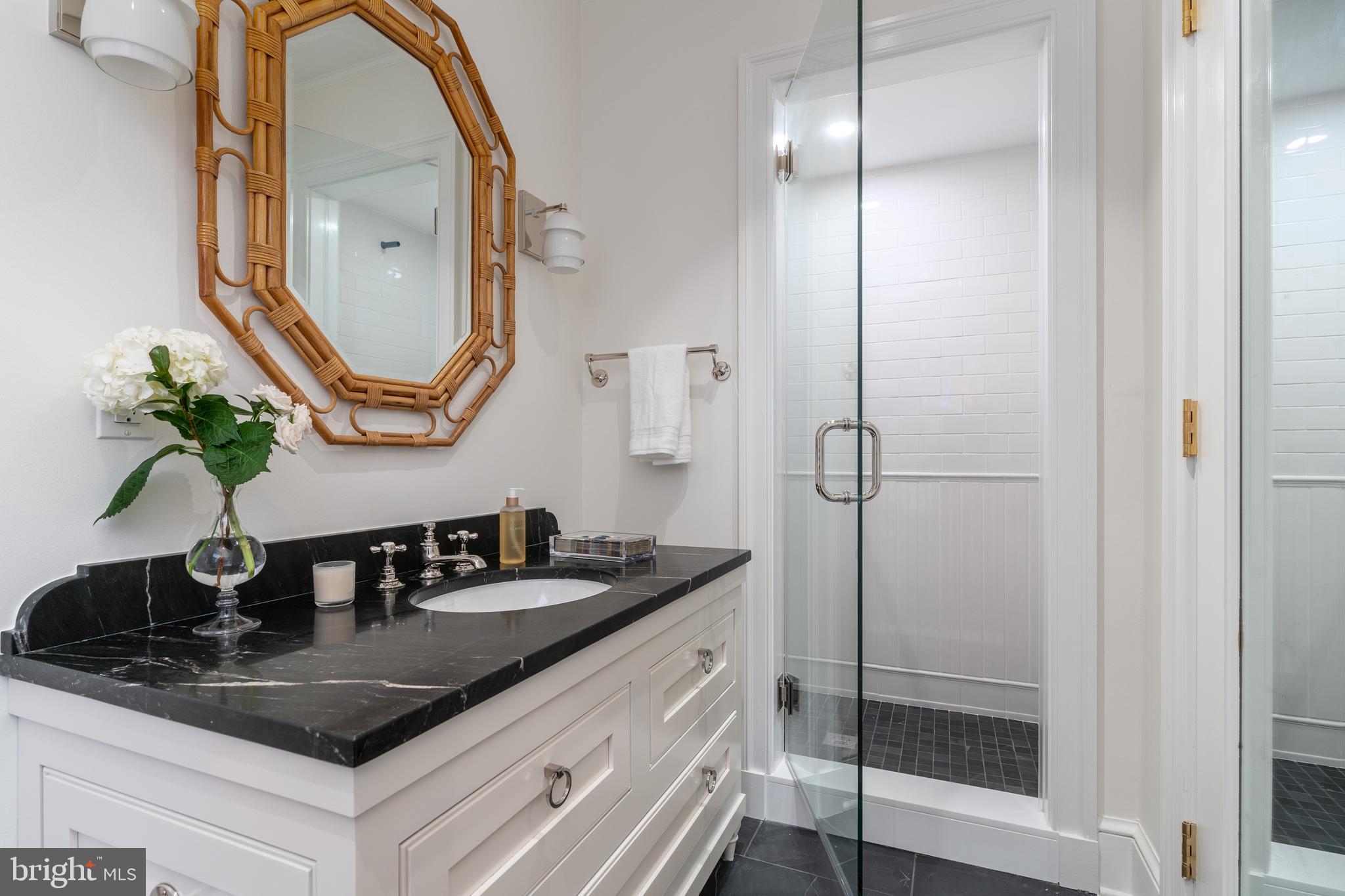 OLD TOWN ALEXANDRIA - Residential