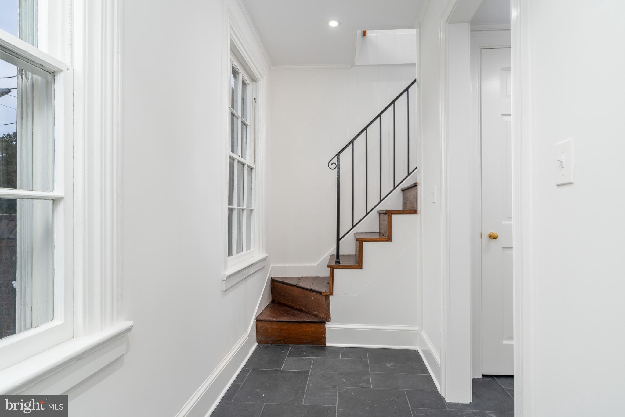 OLD TOWN ALEXANDRIA - Residential