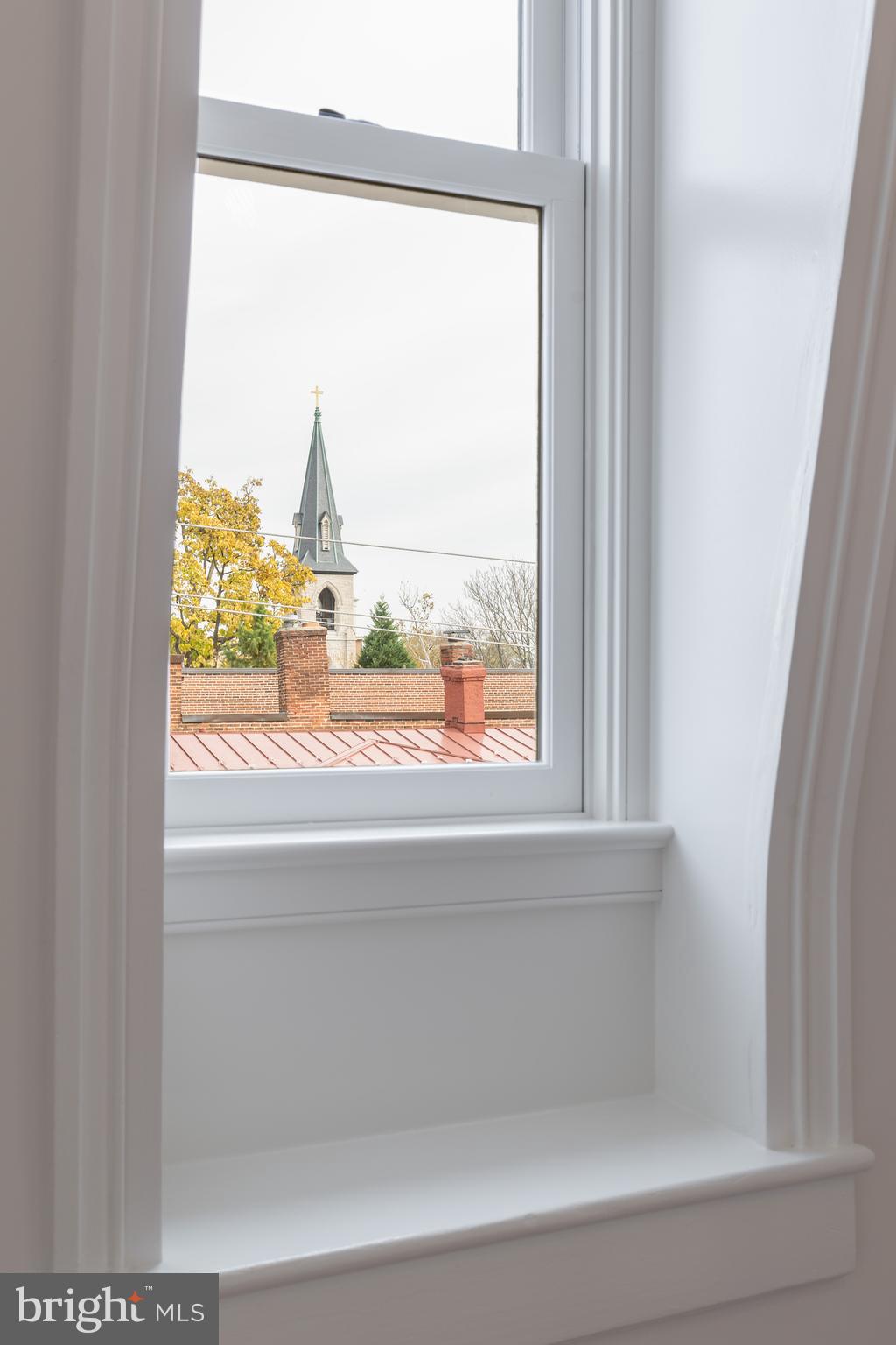 OLD TOWN ALEXANDRIA - Residential