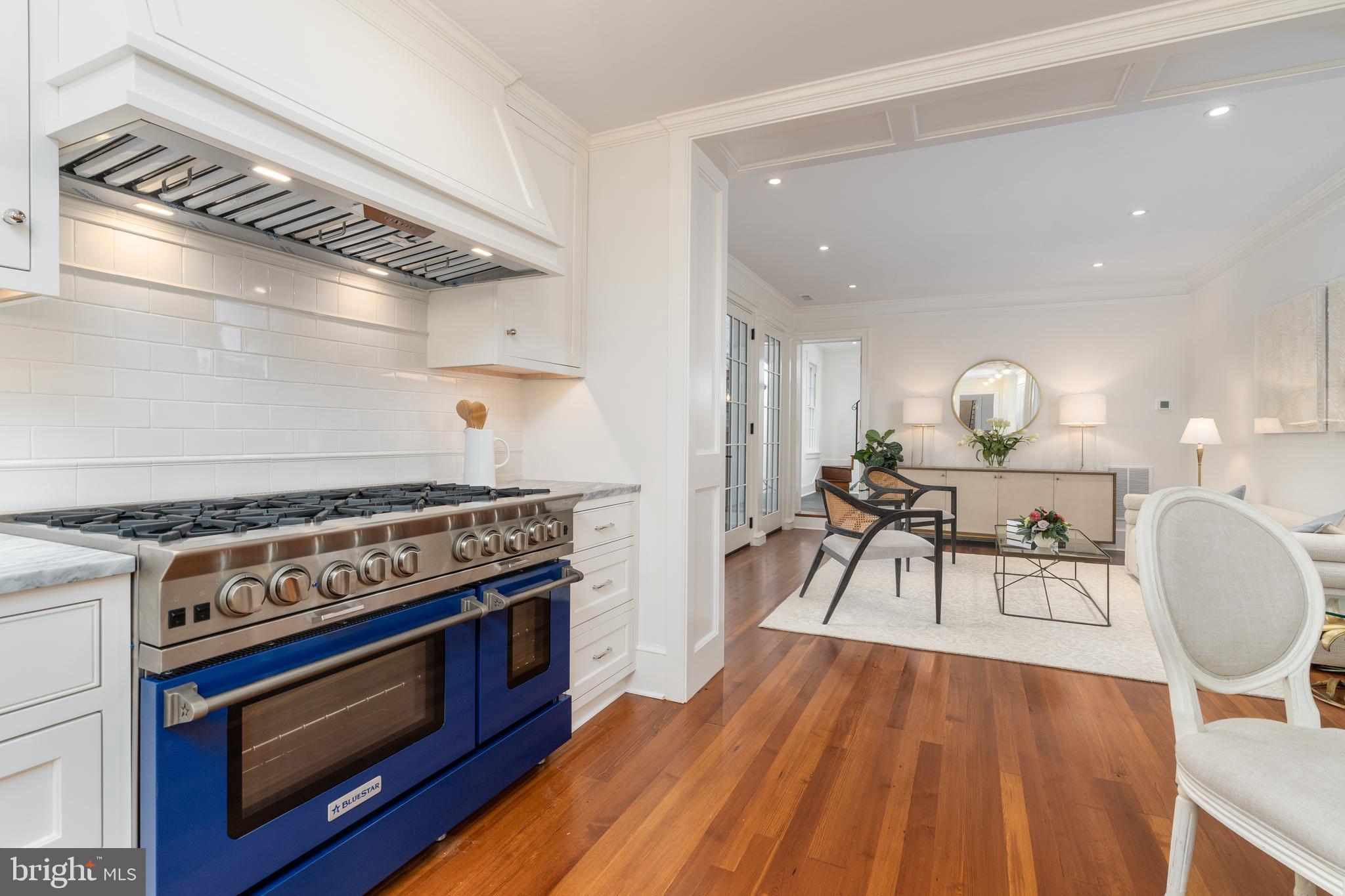 OLD TOWN ALEXANDRIA - Residential