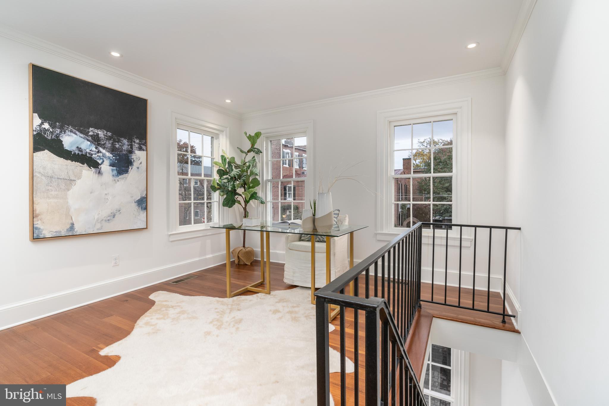 OLD TOWN ALEXANDRIA - Residential