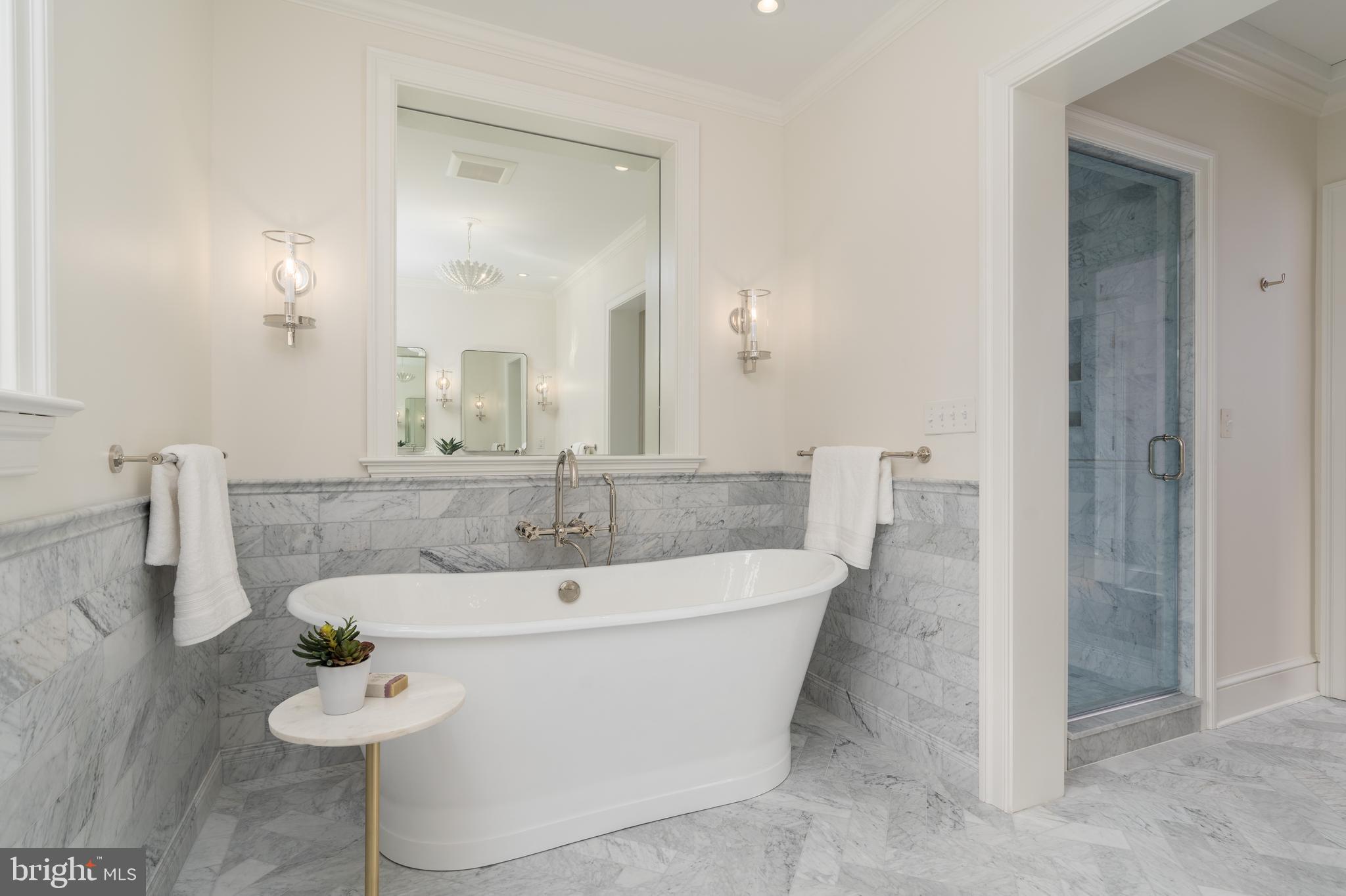 OLD TOWN ALEXANDRIA - Residential