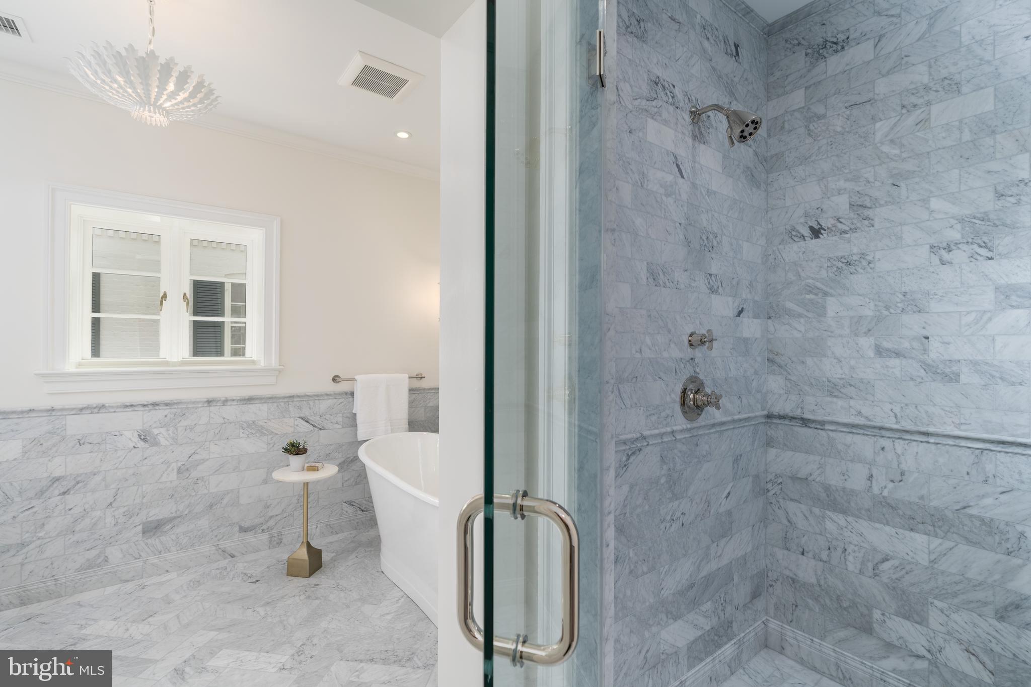 OLD TOWN ALEXANDRIA - Residential