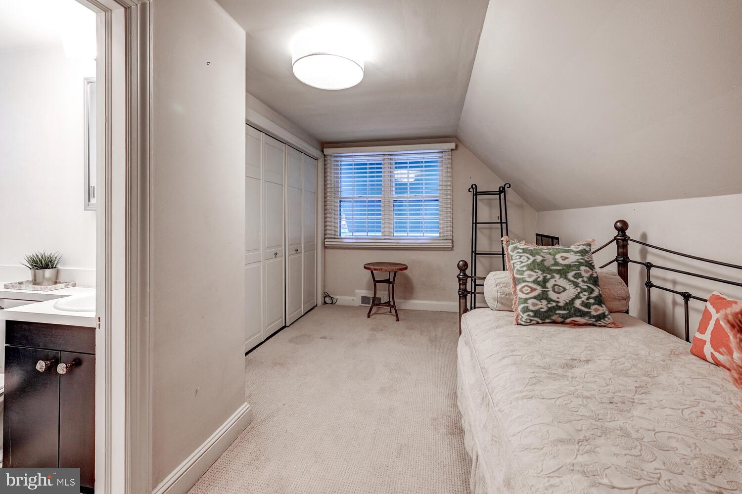 RUXTON/WOODBROOK - Residential