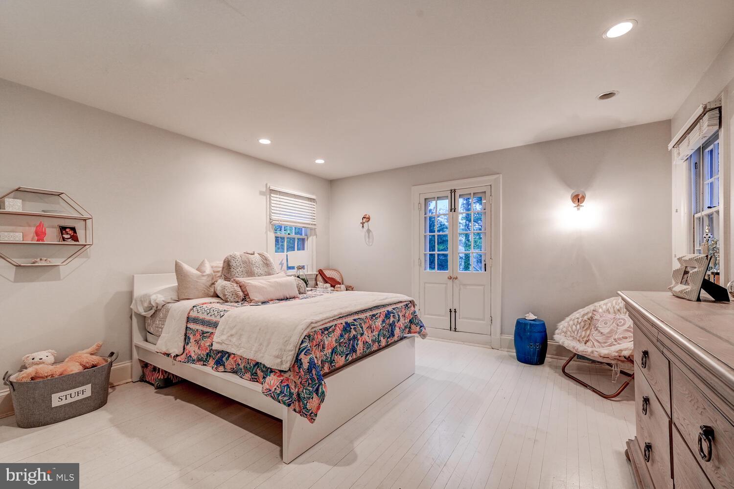 RUXTON/WOODBROOK - Residential