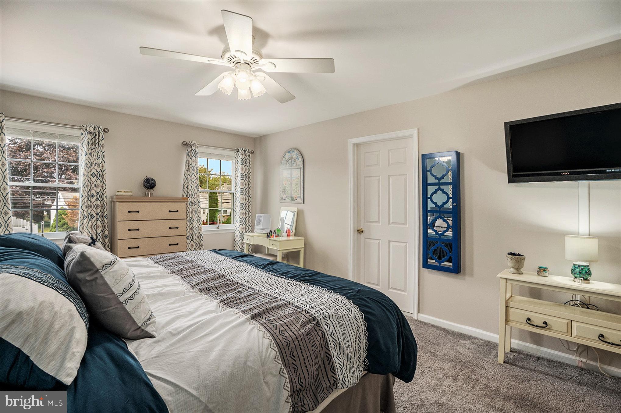 SOMERTON - Residential