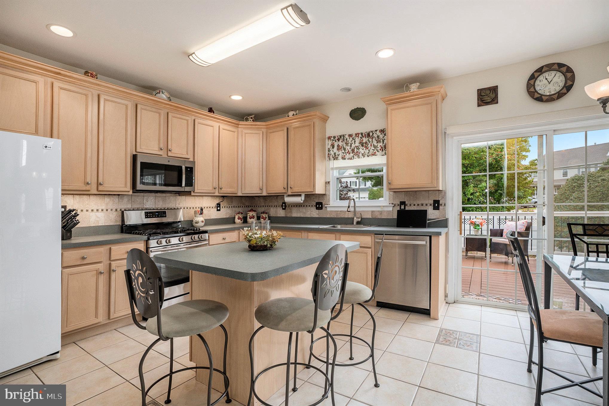 SOMERTON - Residential