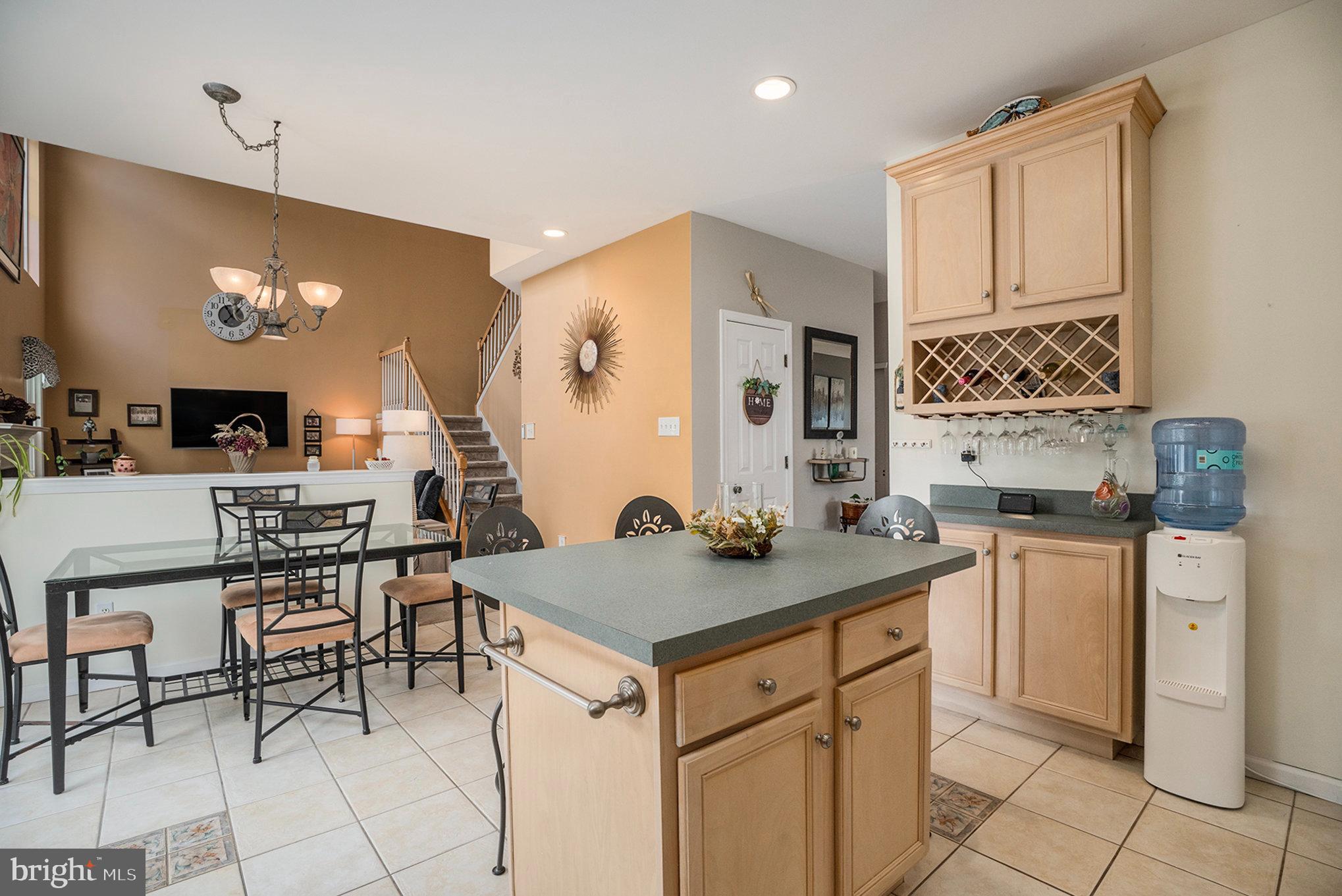 SOMERTON - Residential